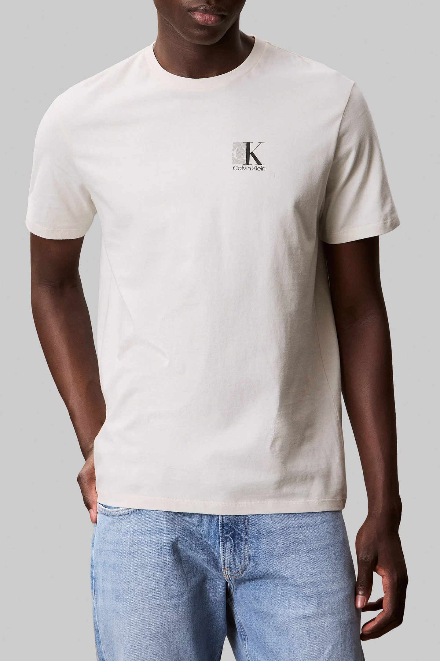SS 30S EU SP CK ABST CHALK by Calvin Klein