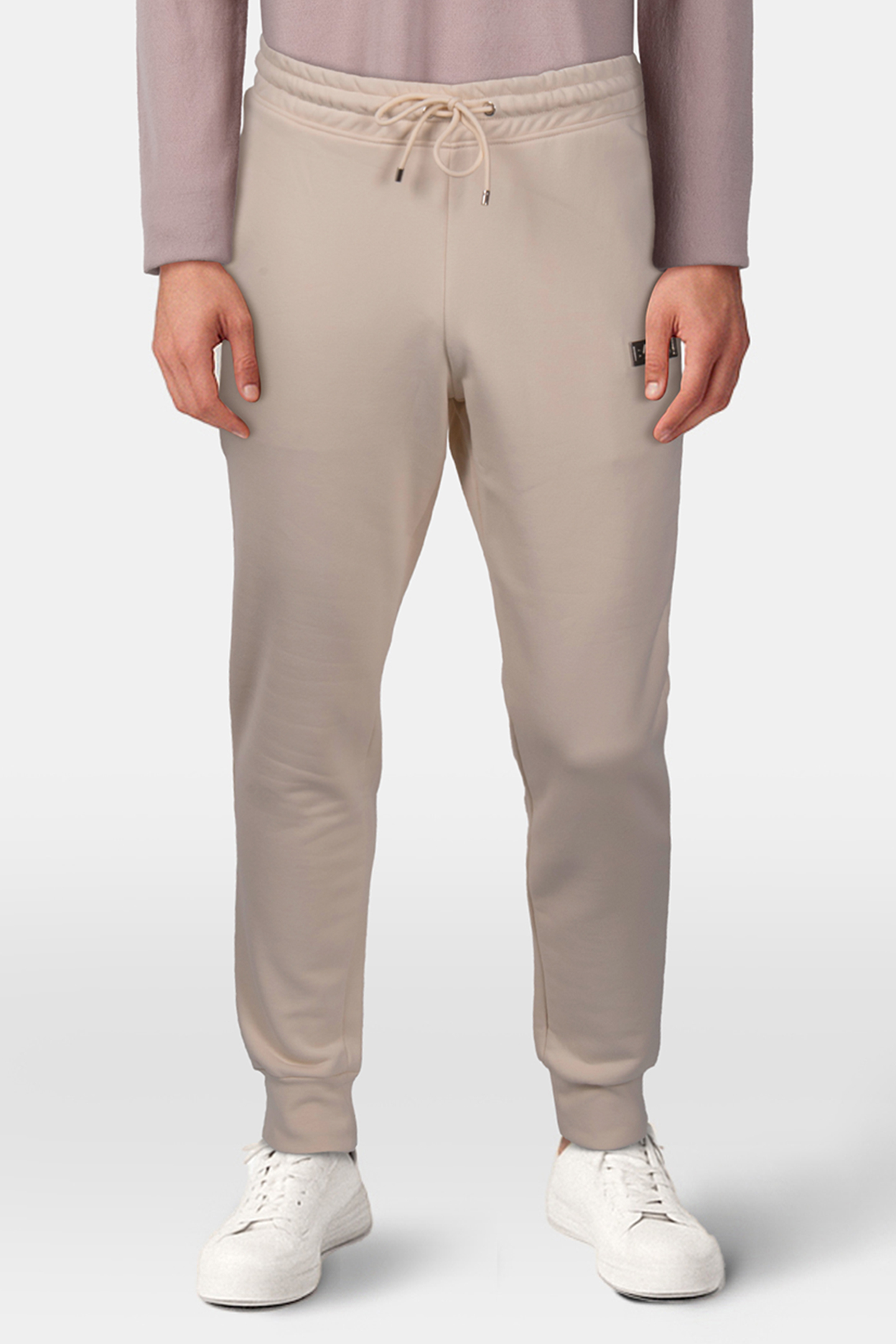 B-SERIES JOGGER WHITE SWAN 1
