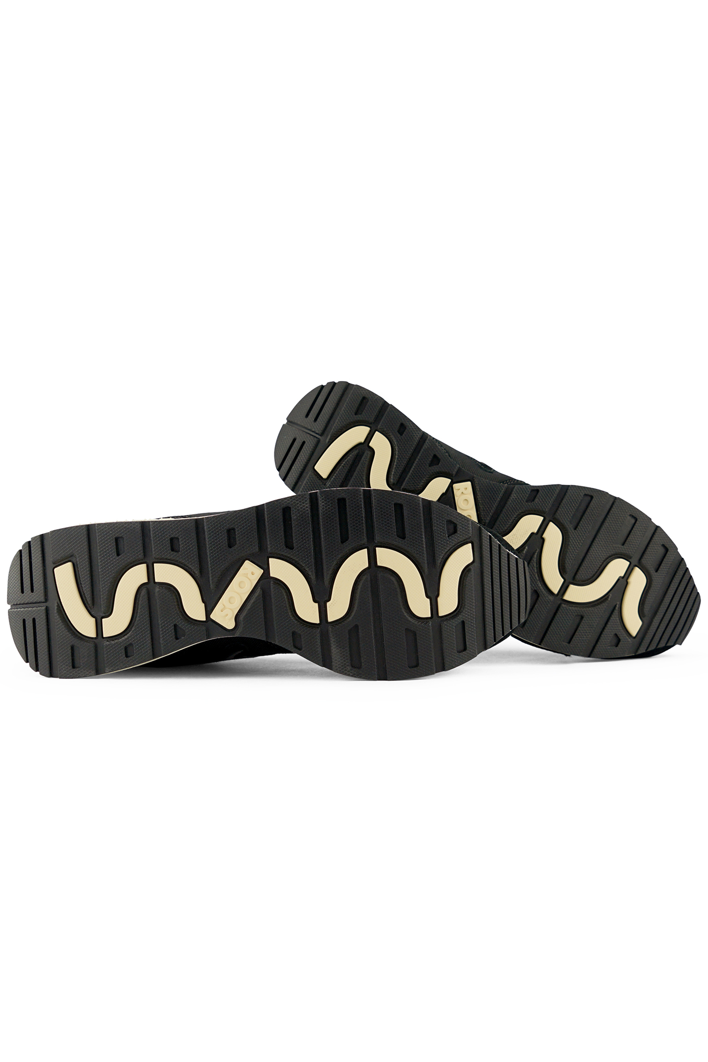 UNISEX COIL R3 BLACK/SAND 3