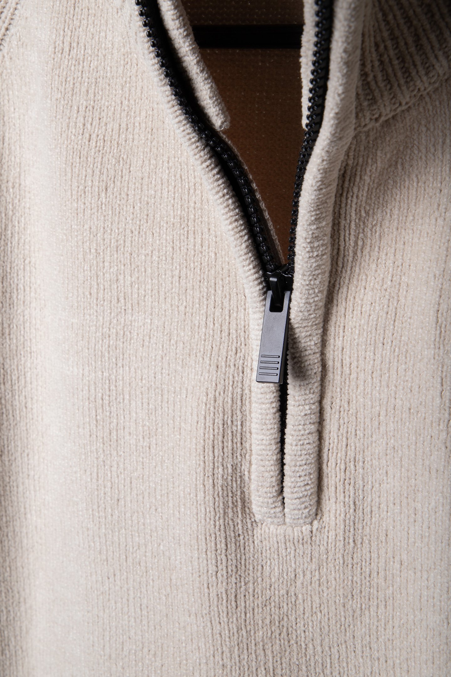 PULLOVER HALF ZIPPER CHENILLE CEMENT 4