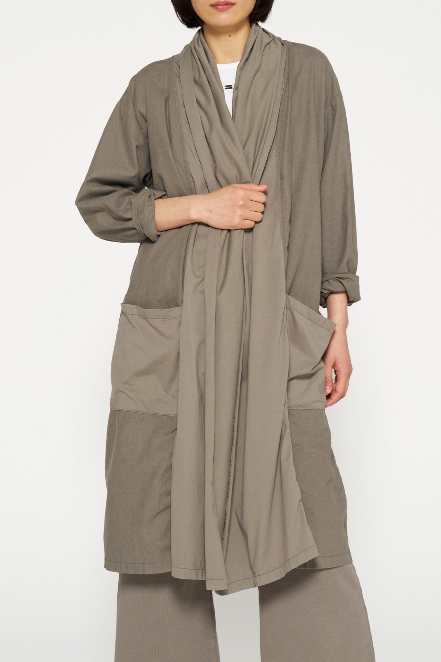 LONG WELLNESS JACKET SAGE by 10DAYS