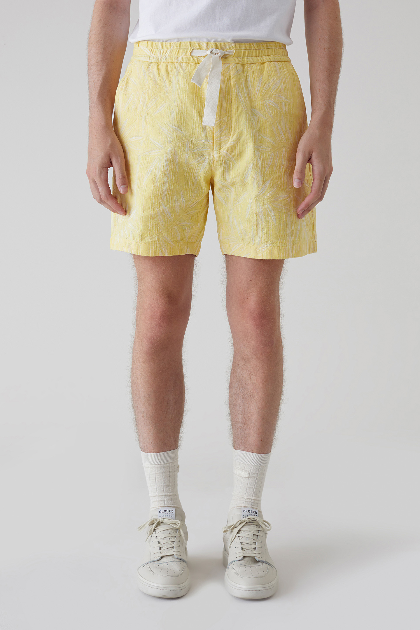 DRAWSTRING SHORTS SHORTS YELLOW ORCHID by Closed