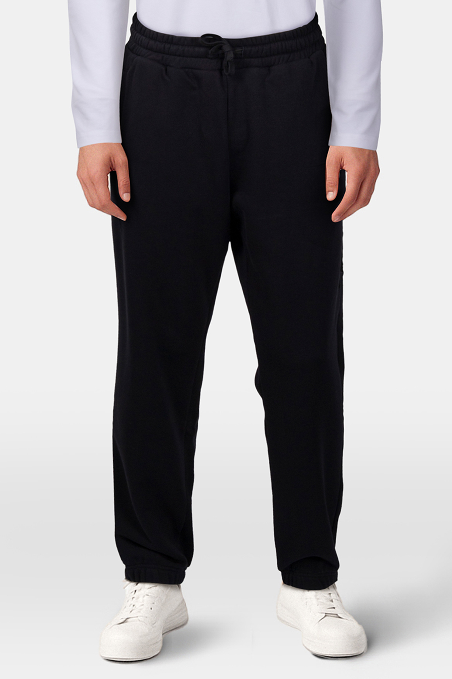 BALR. EMBRO BOX FIT JOGGER JET BLACK 1