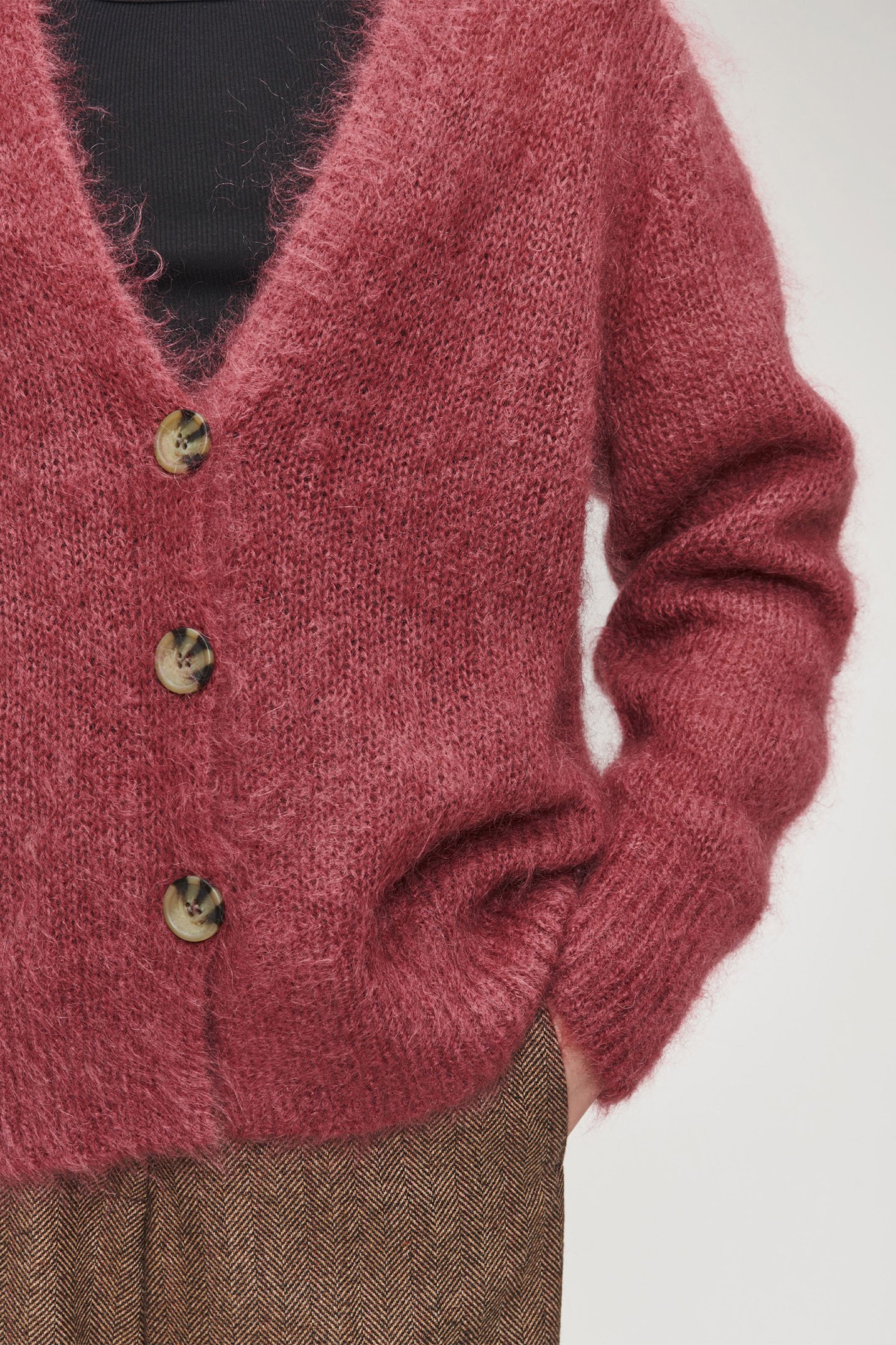 SOFT MOHAIR CARDIGAN PLUM 6