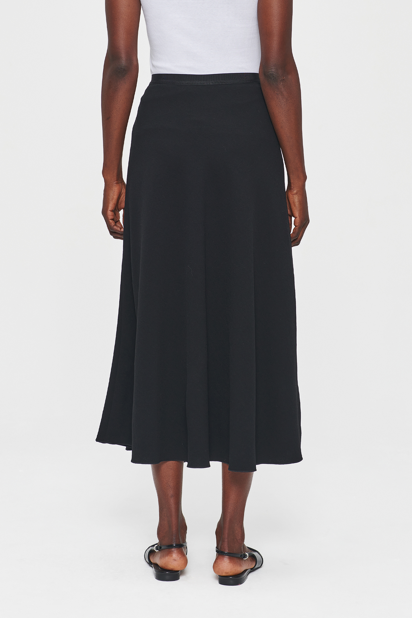 RECYCLED POLY SWAN SKIRT BLACK 2