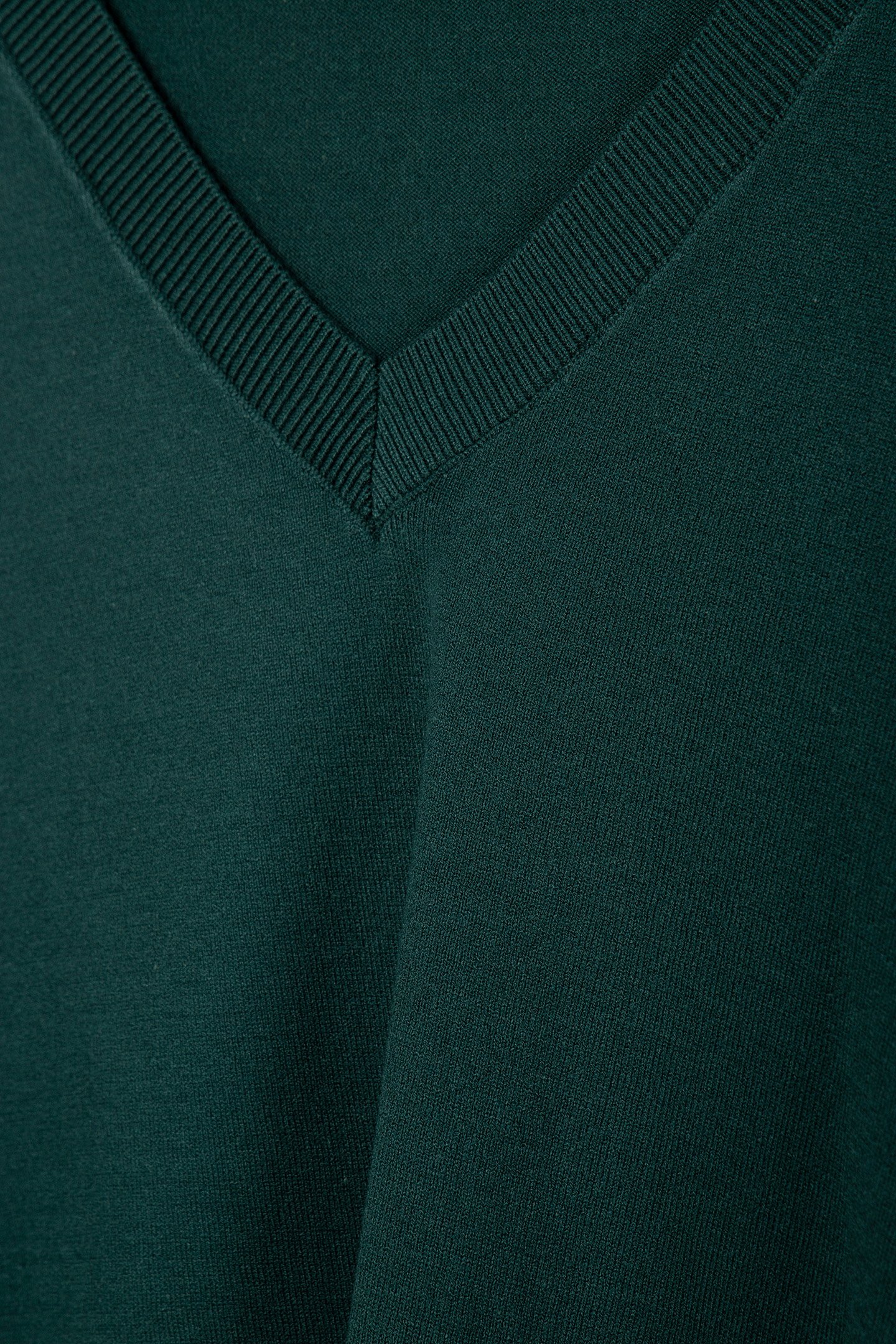 SARA LS V NECK TOP S KINDGOM JADE 4