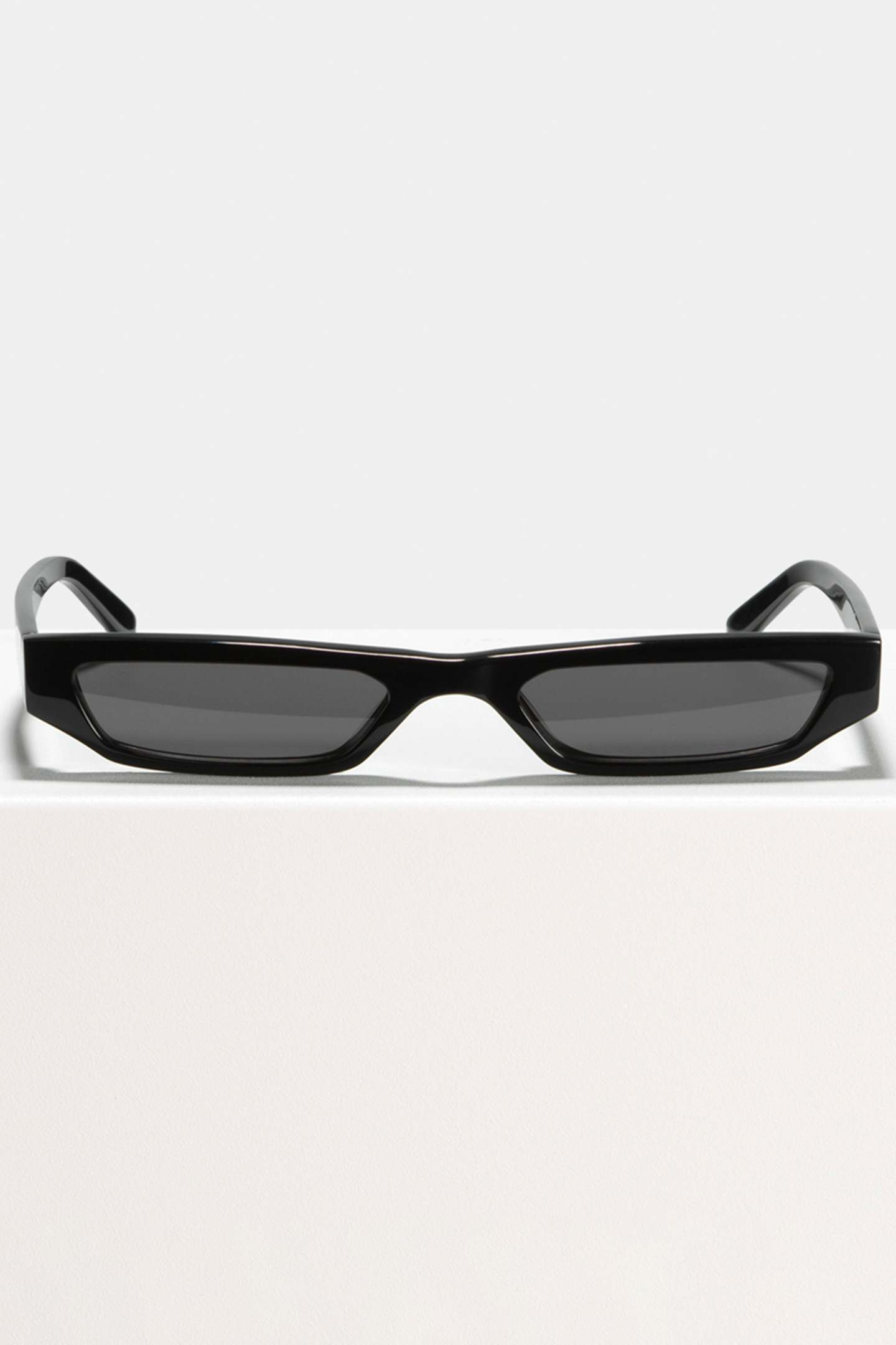 CMMN PRIS JET BLACK SUN 1