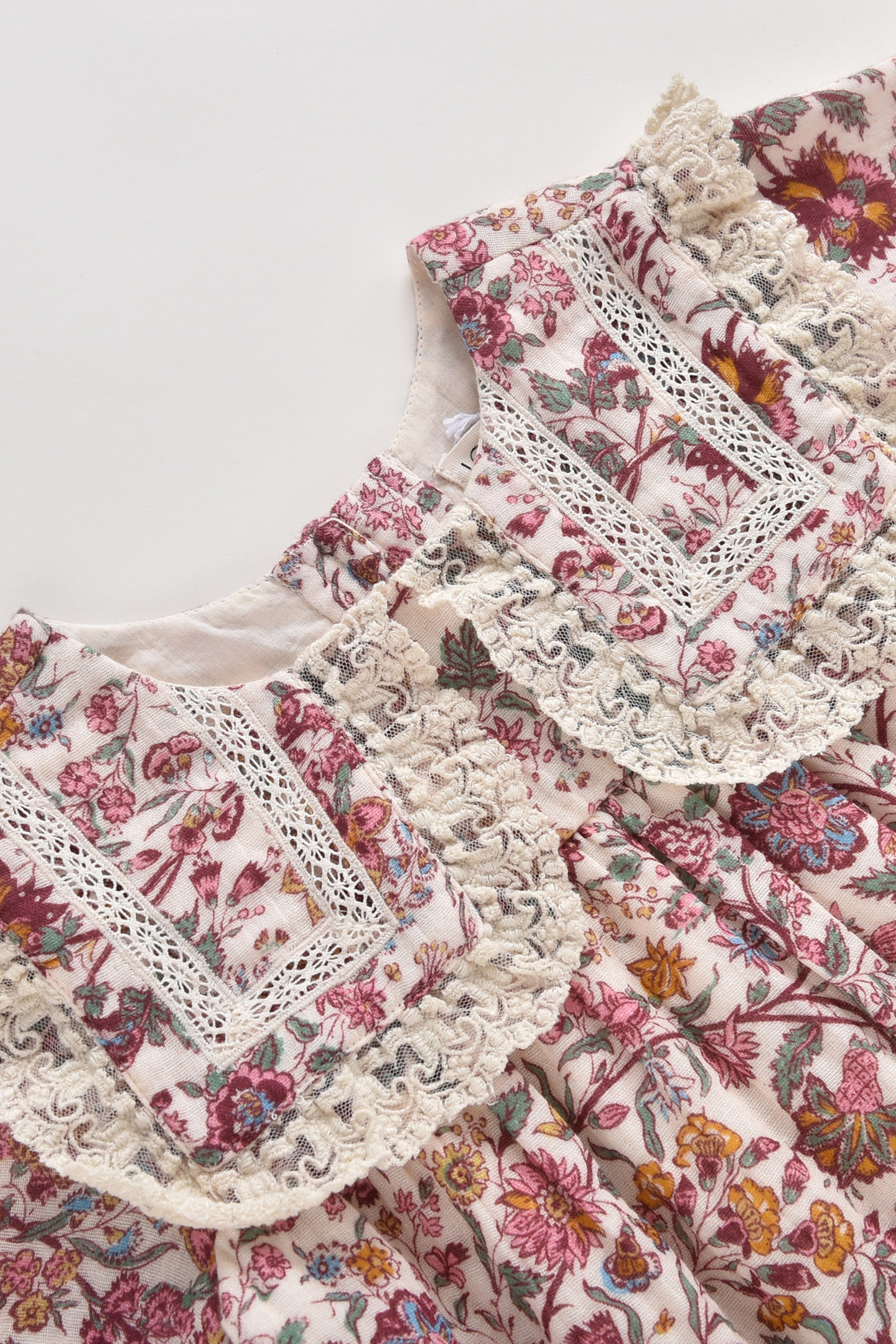 DRESS ARINOLA CREAM SAVAGE GARDEN 10