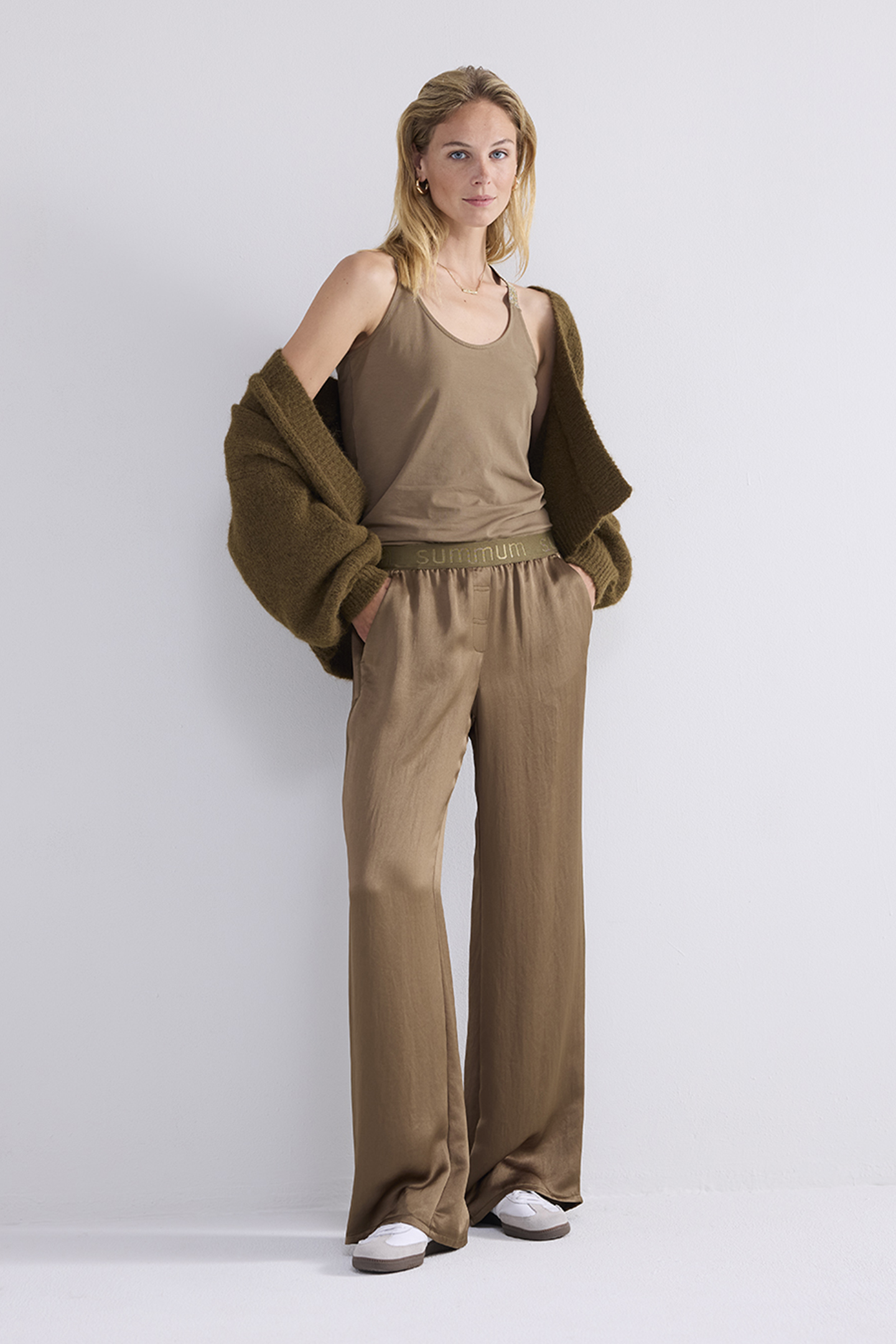 TROUSERS HEAVY SILKY TOUCH OLIVE 2