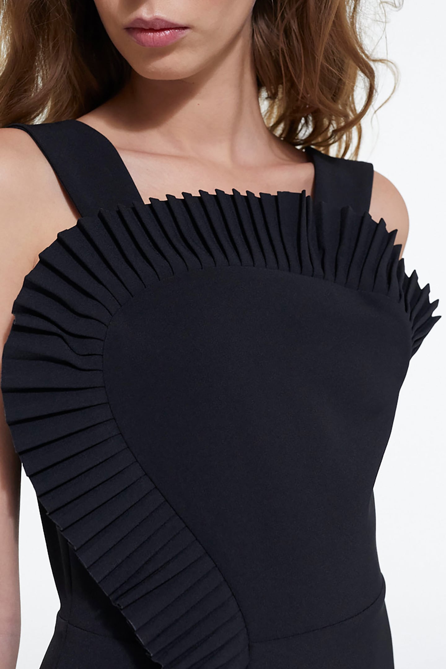 ROMANTIC CREPE SHORT BACKLESS DRESS WITH FRILLS BLACK 6