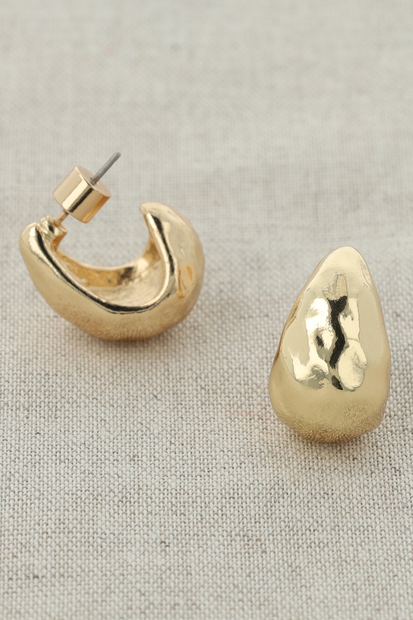 FRENCH CHIQUE CHUNKY TEARDROP EARRINGS GOLD 5