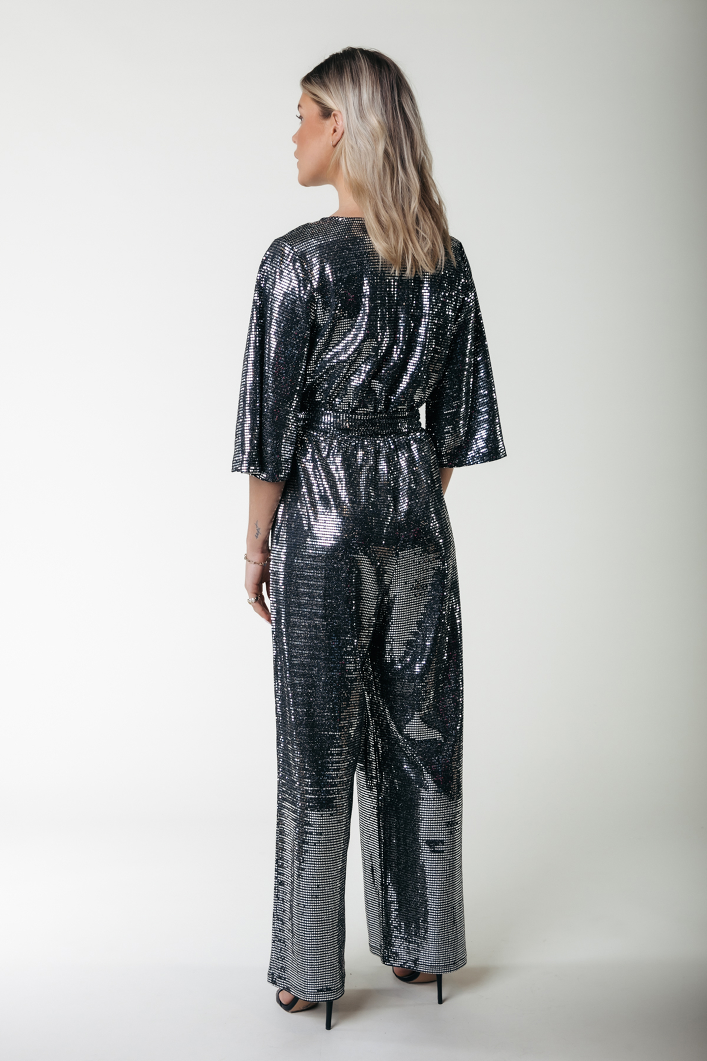 CEYLIN FOIL V-NECK JUMPSUIT SILVER GREY 2