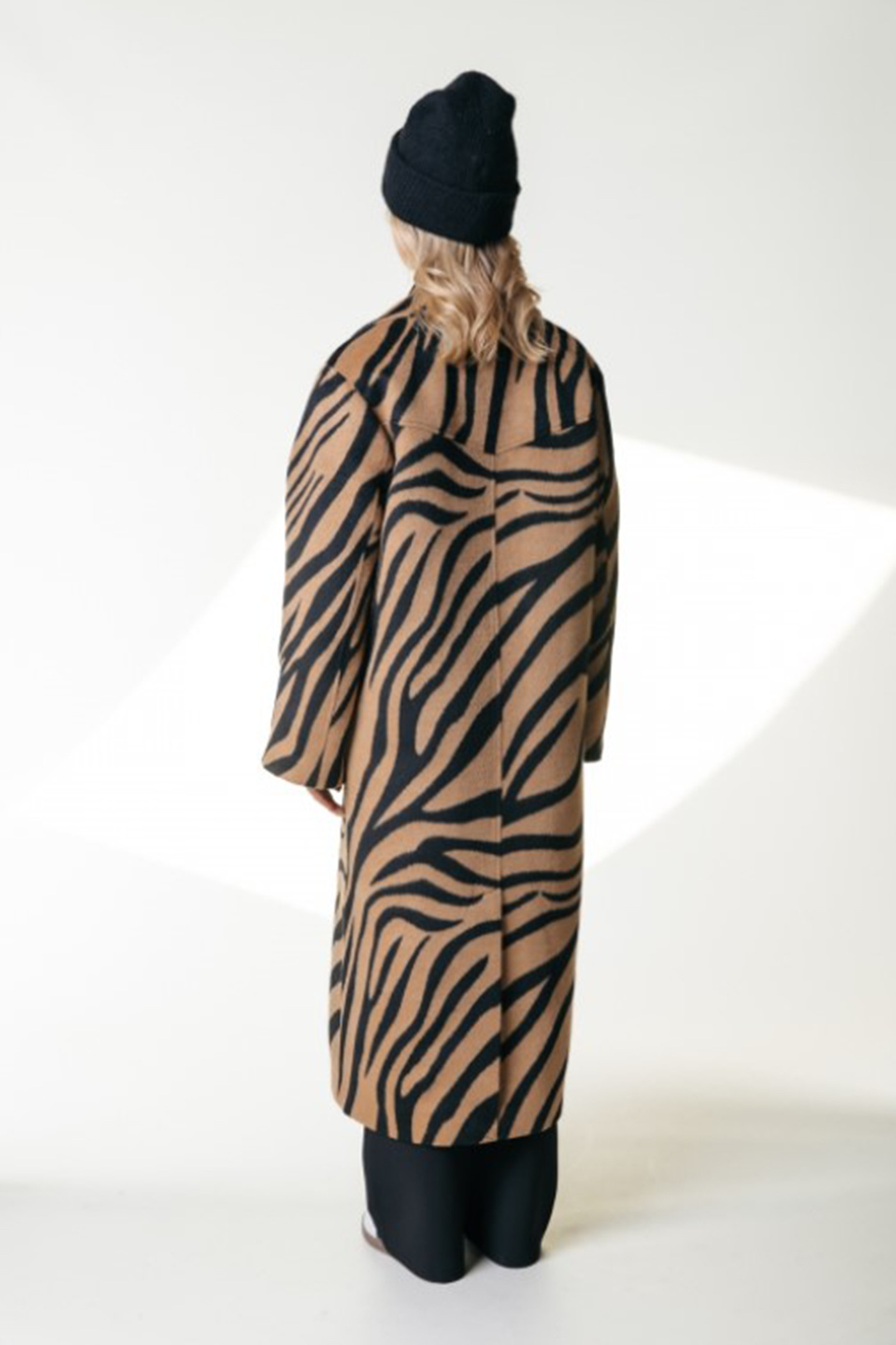ZANIA ZEBRA DOUBLE BREASTED WOOL LONG COAT BROWN 4