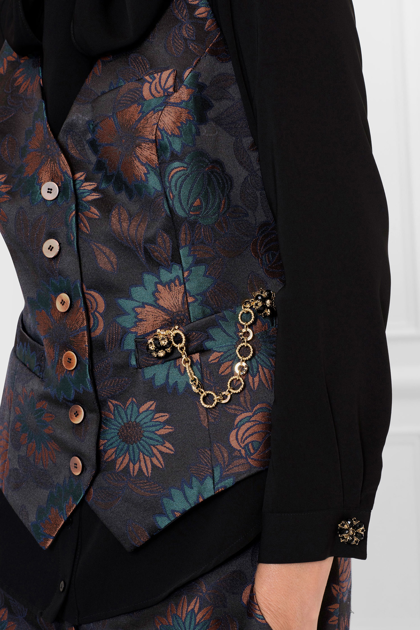 SUMARI PANTALON GARDENGREEN 5