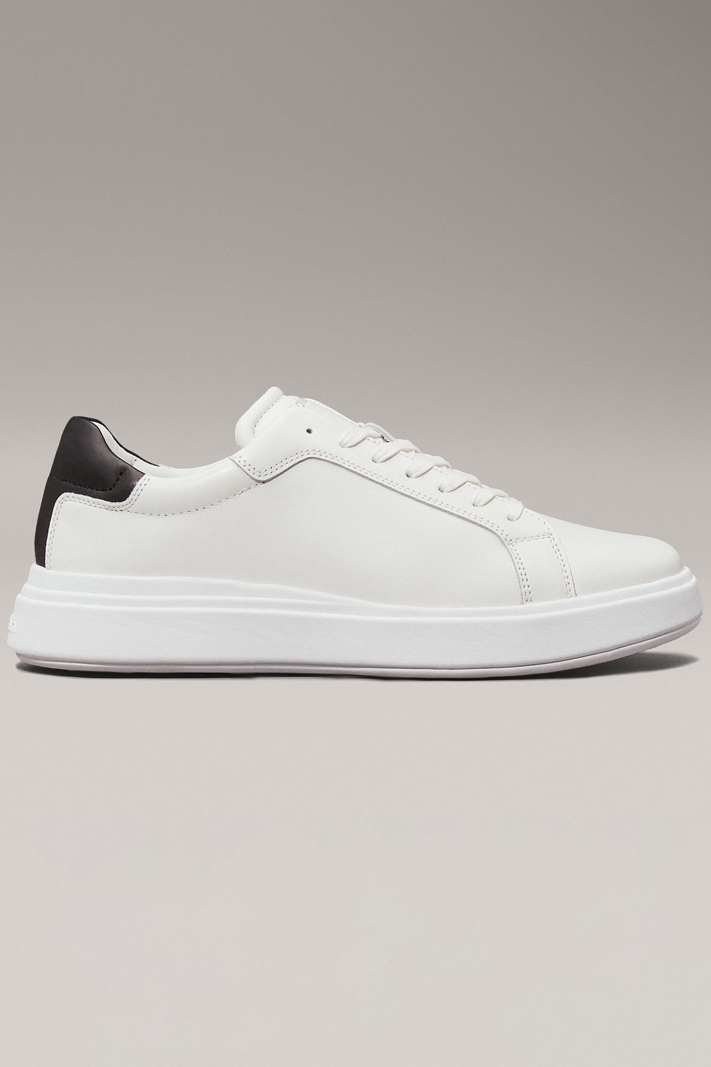LOW TOP LACE UP LEATHER WHITE/BLACK 1
