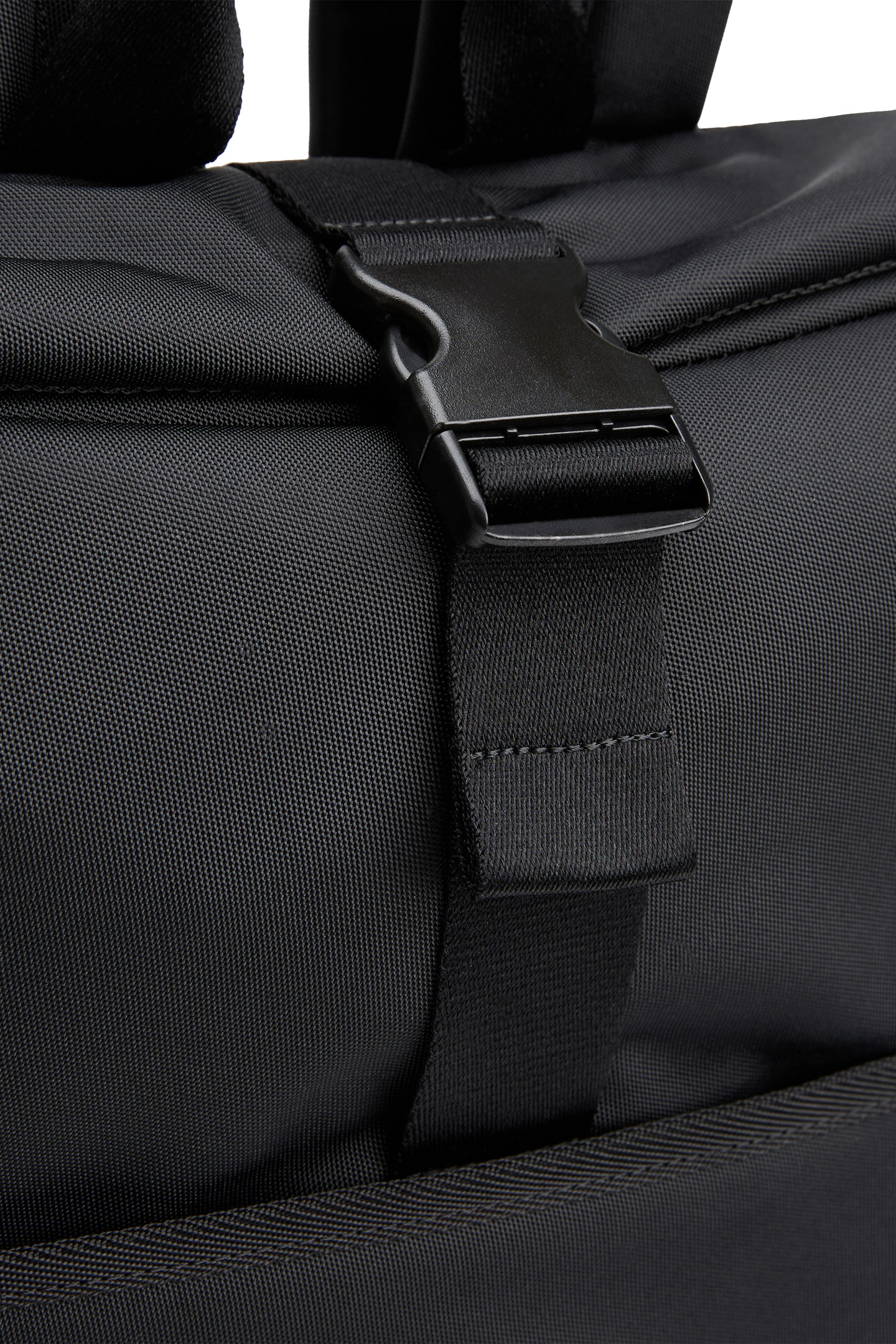 TJM ESS DAILY ROLLTOP BLACK 5