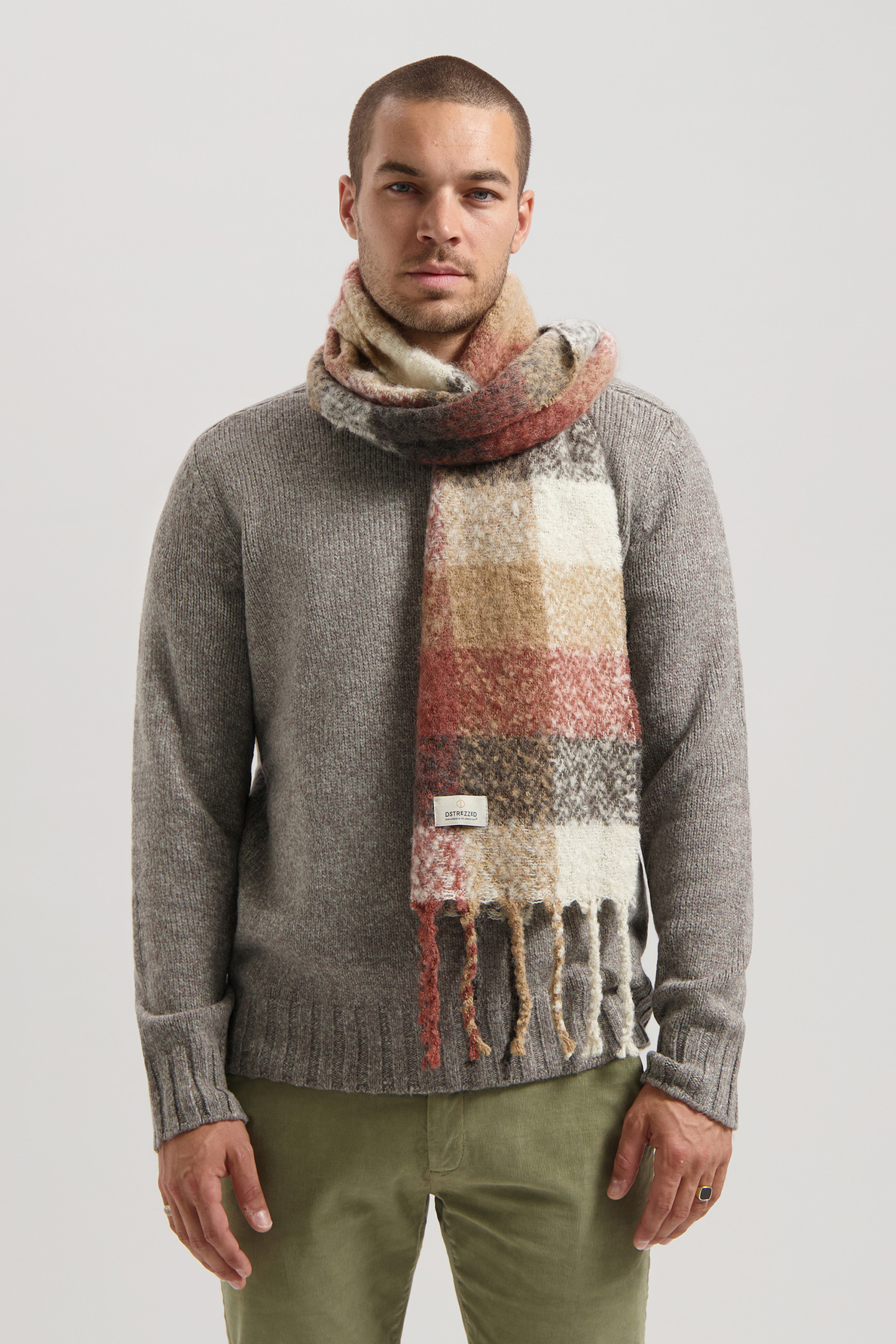 DS_BIG BLOCK CHECK SHAWL RAVEN 3