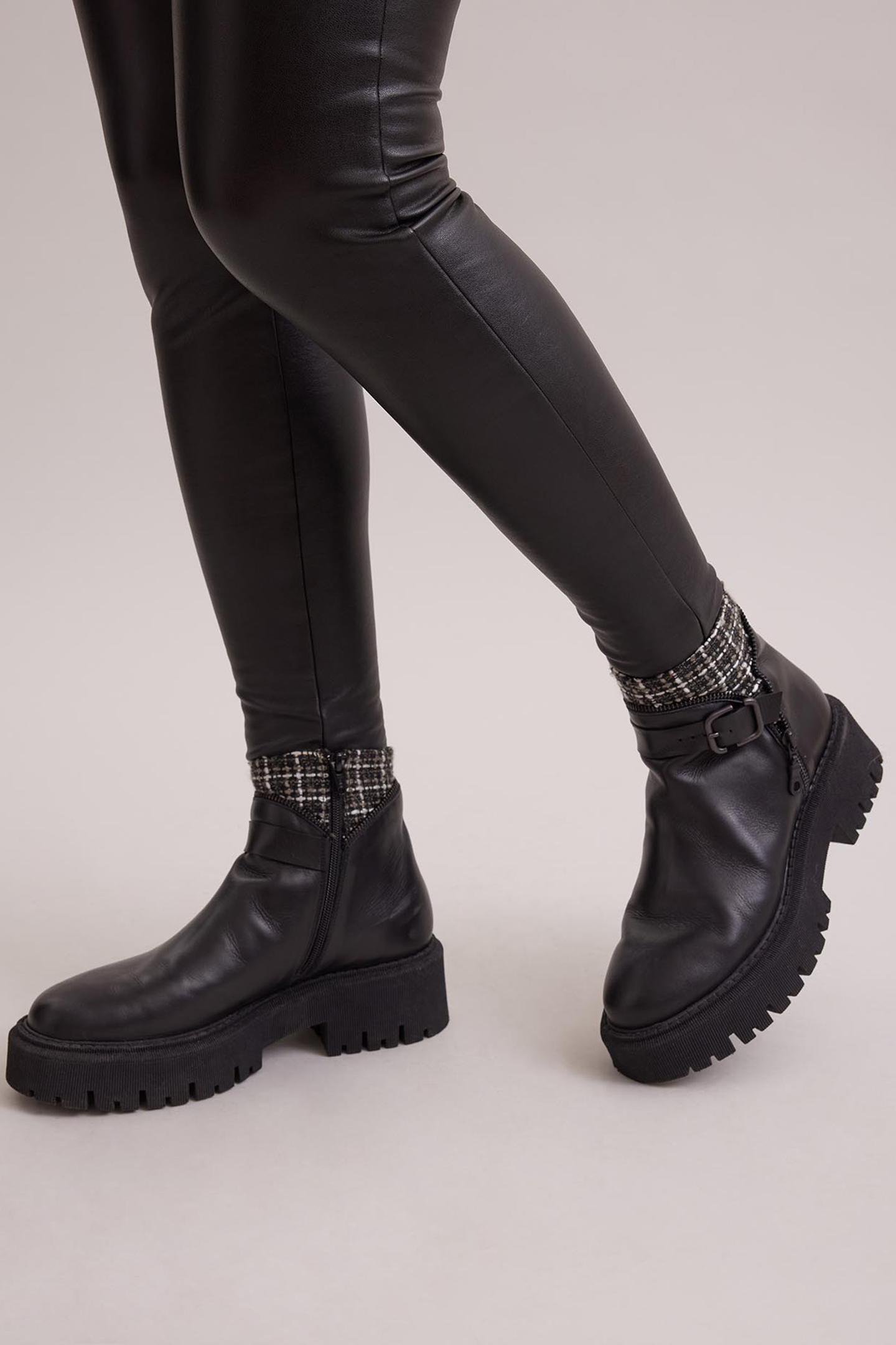 DORVAL BOOTS BLACK 2