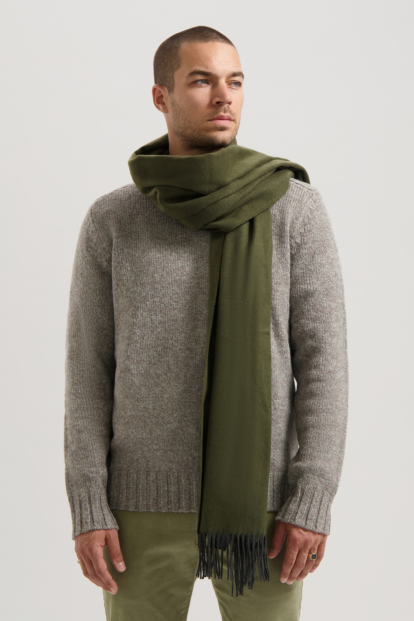 DS_ARNVINN SCARF OLIVE NIGHT 3