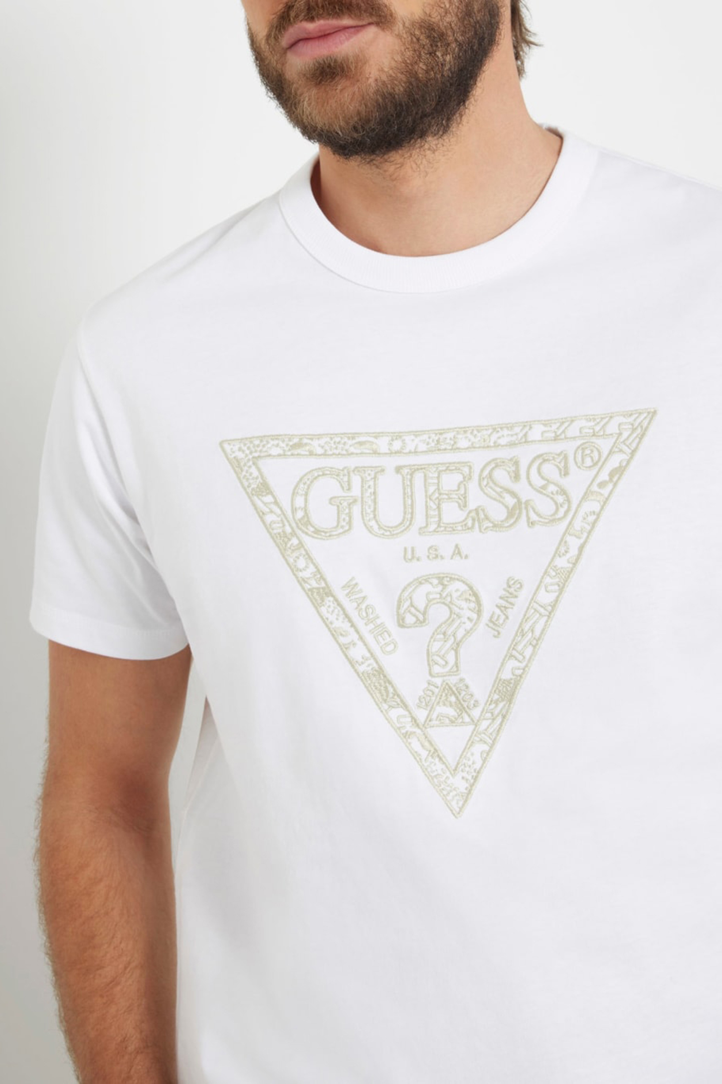 SS CN TRIANGLE EMBRO PURE WHITE 5