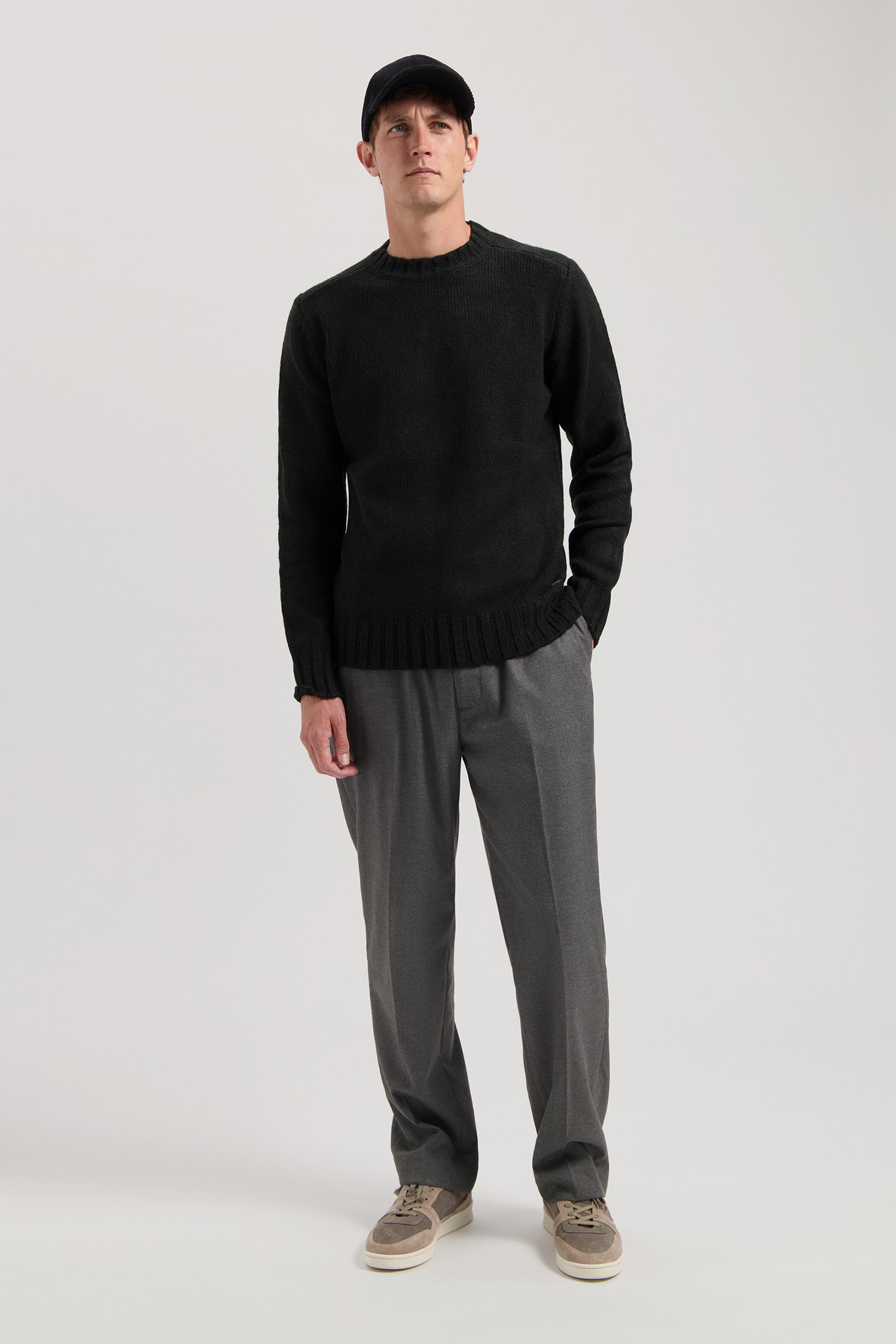 DS_PER CREWNECK BLACK 3