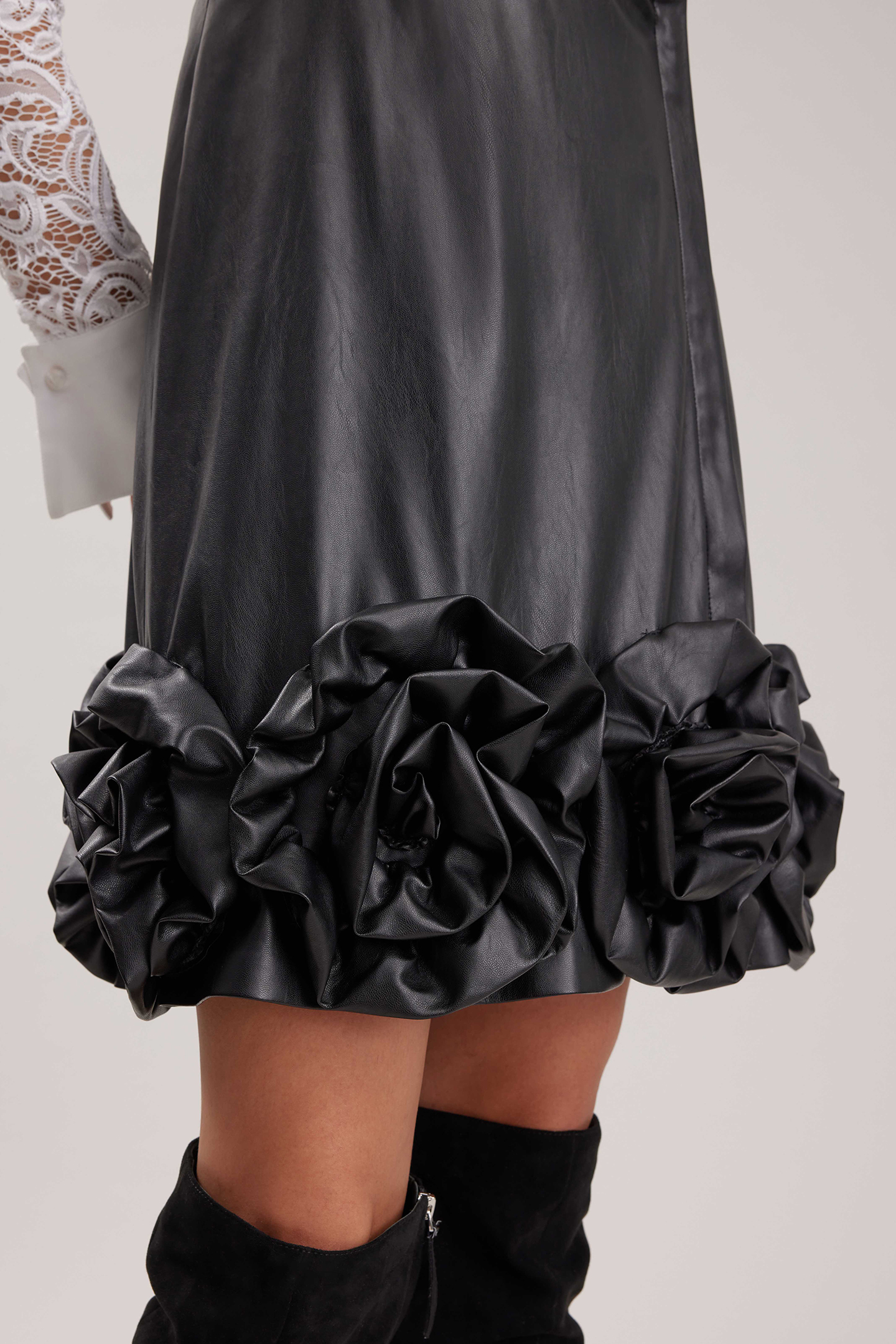 CONSUELA ROBE BLACK 7