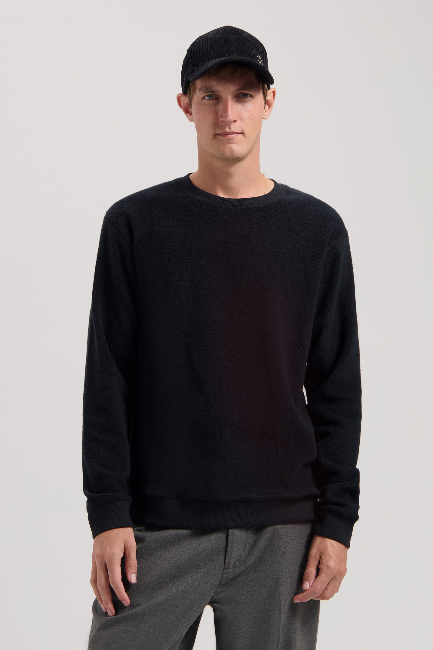 DS_LANDON CREWNECK BLACK 1