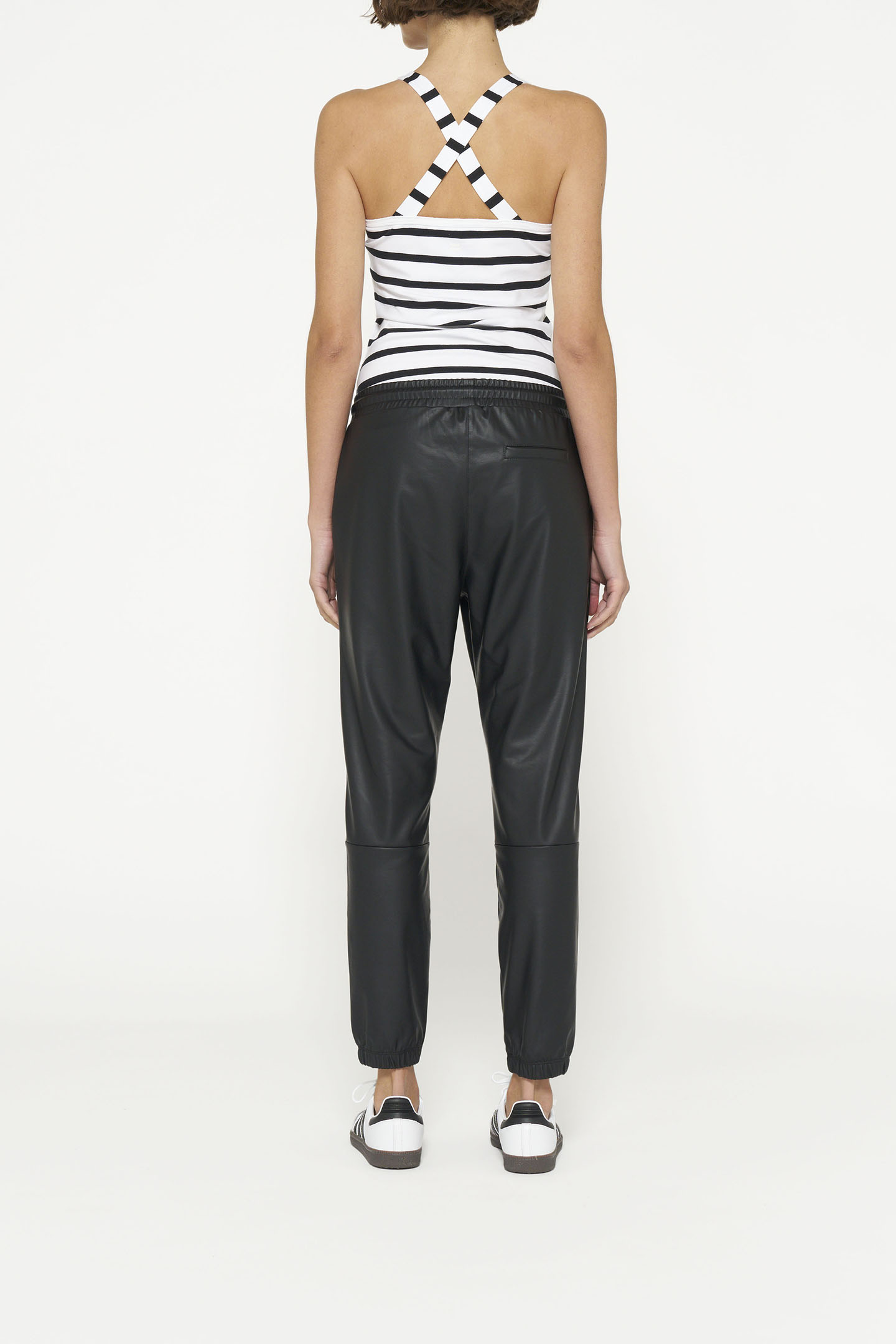 THE WRAPPER STRIPE WHITE/BLACK 2