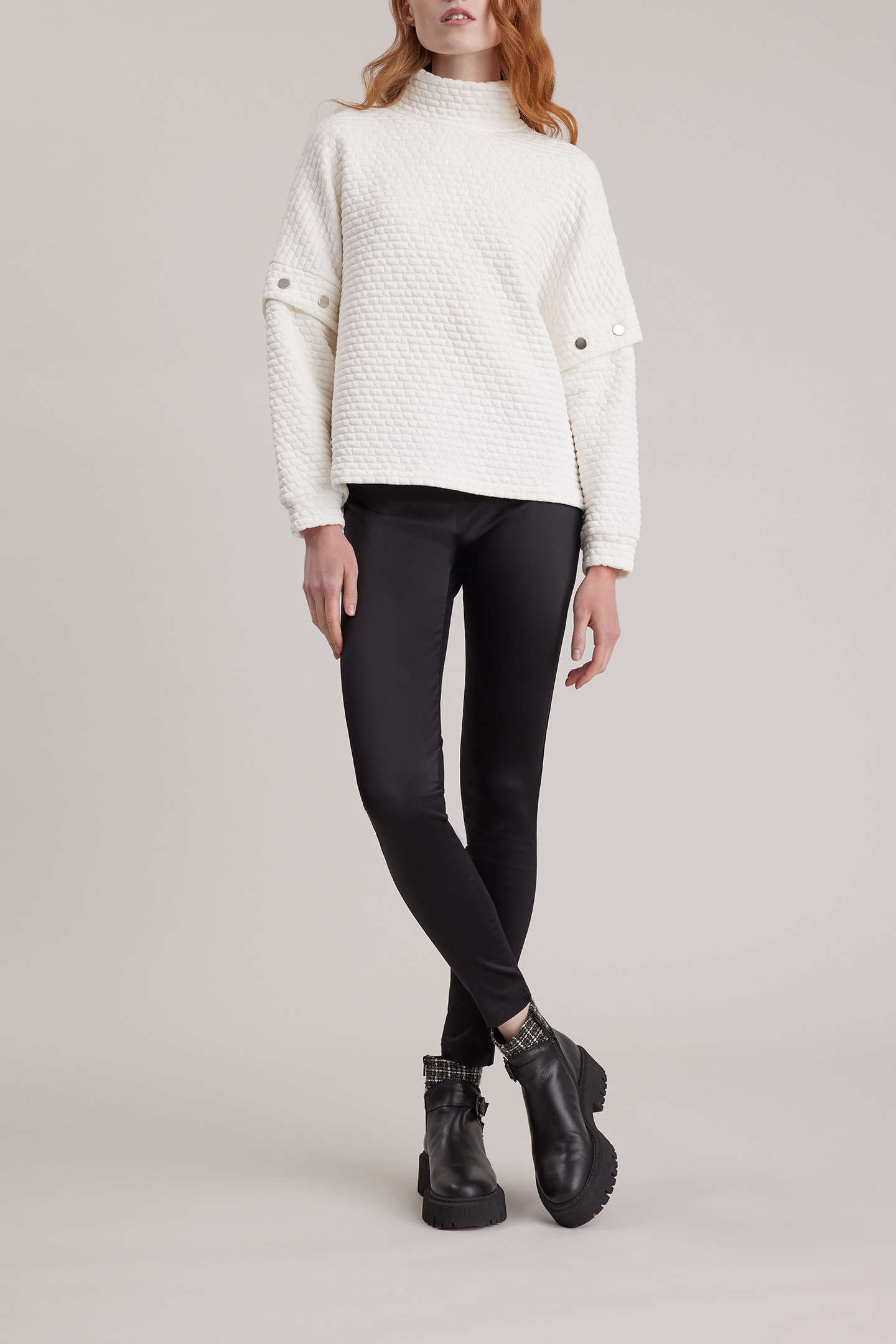 KOFFI TOP MOON WHITE 2