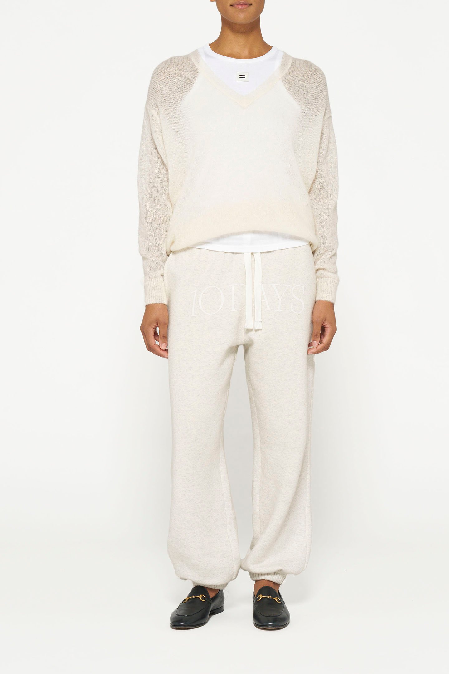 THE BAR JOGGER FOAM SOFT WHITE MELEE 1