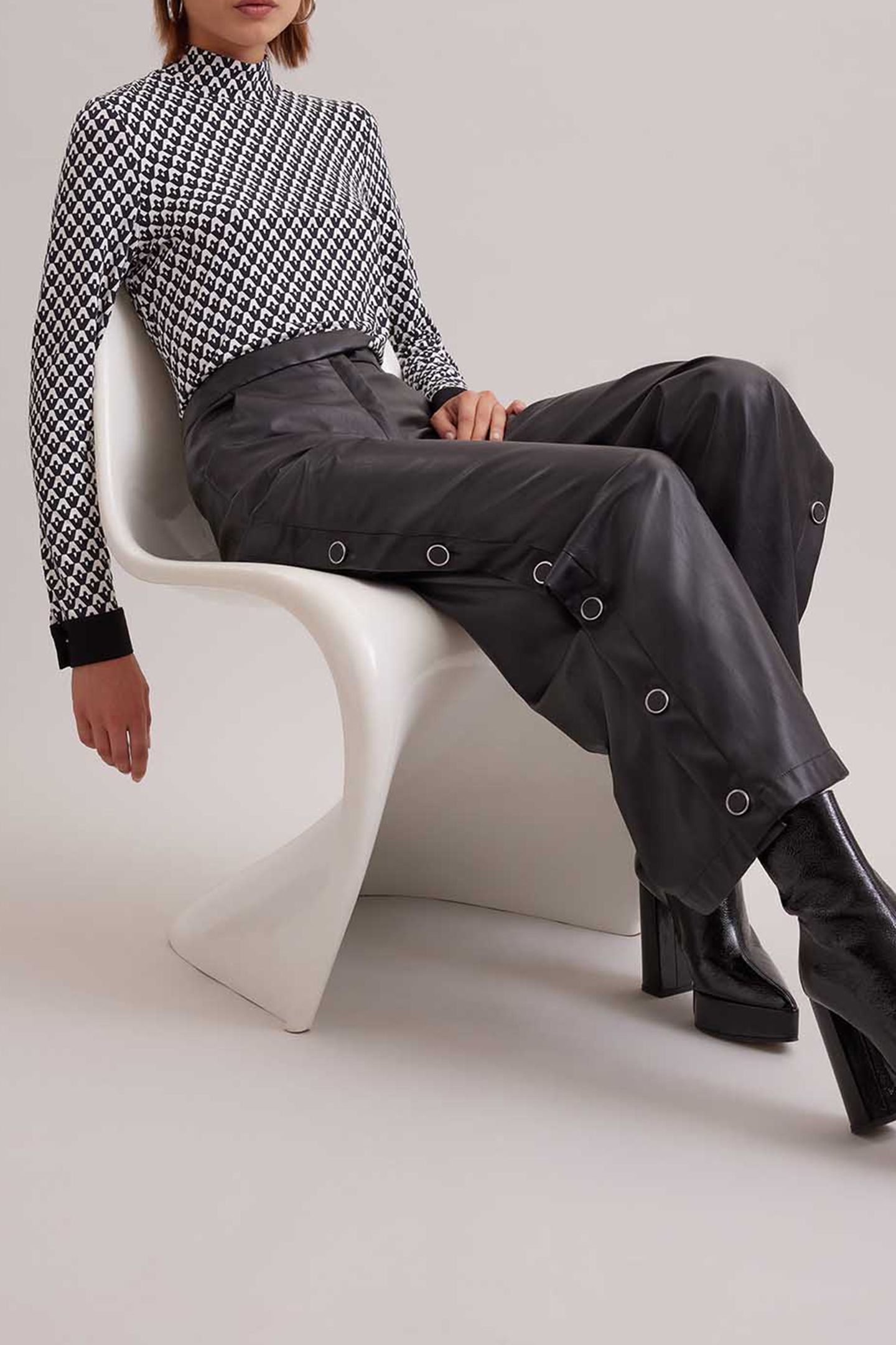 MYRZA TEE-SHIRT BLACK/WHITE 5