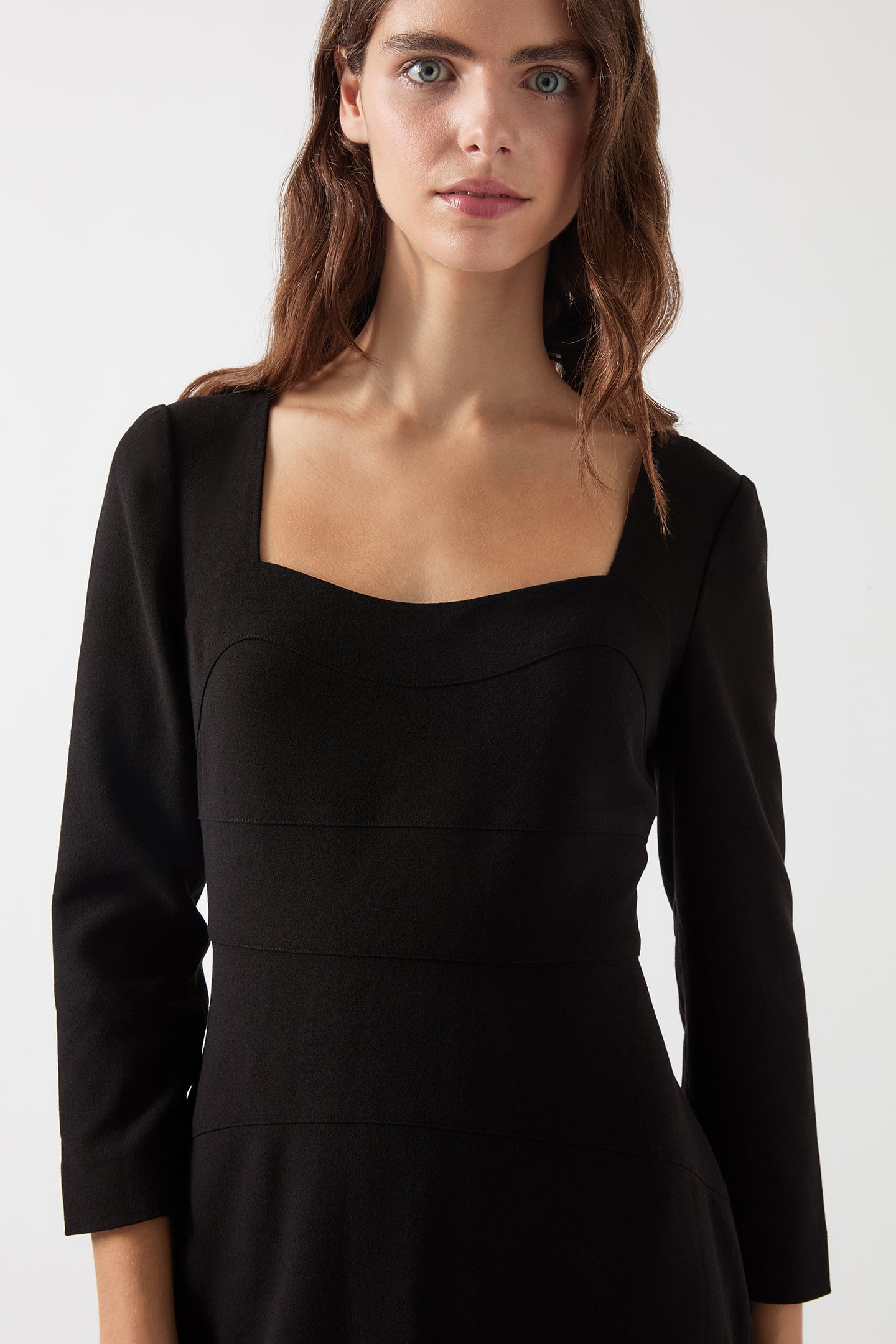 DR ALTYN CREPE DRESS BLACK 5