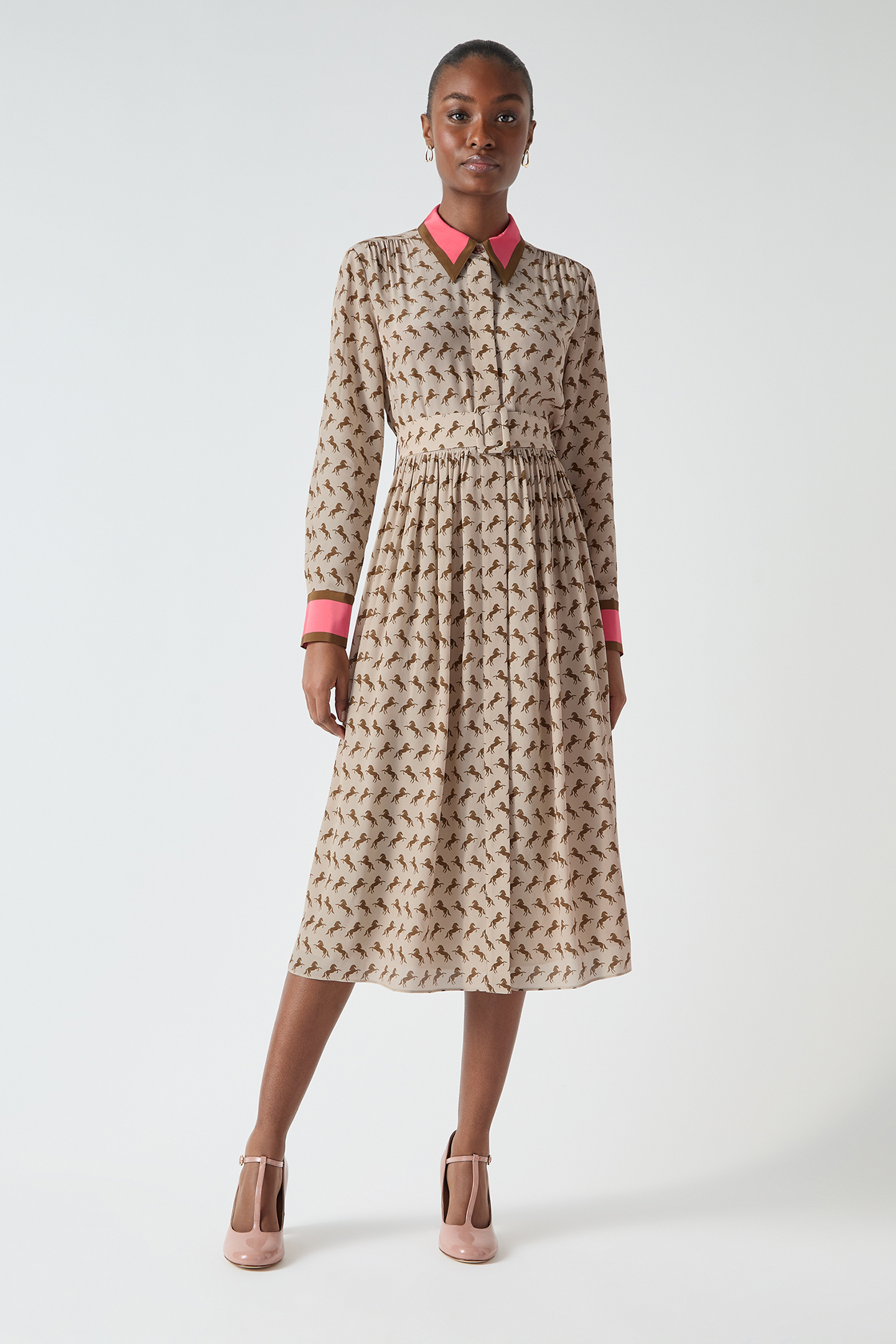 DR SMITH HORSE DRESS STONE 1