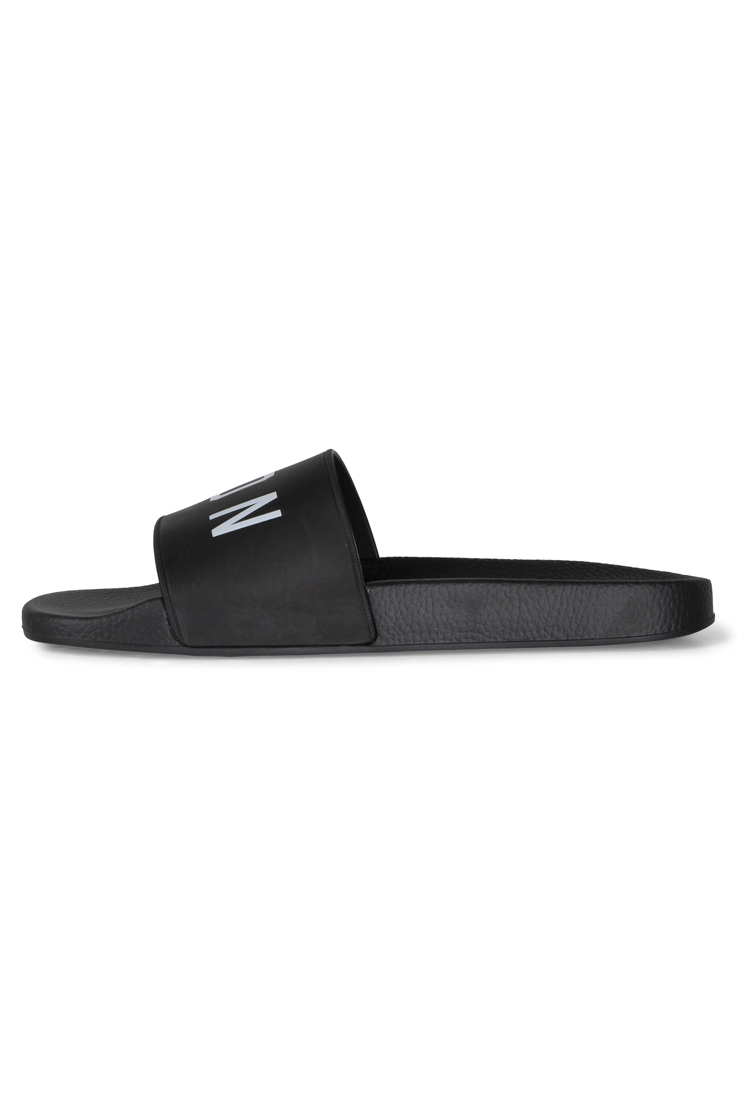 BEACH SHOES BLACK 3