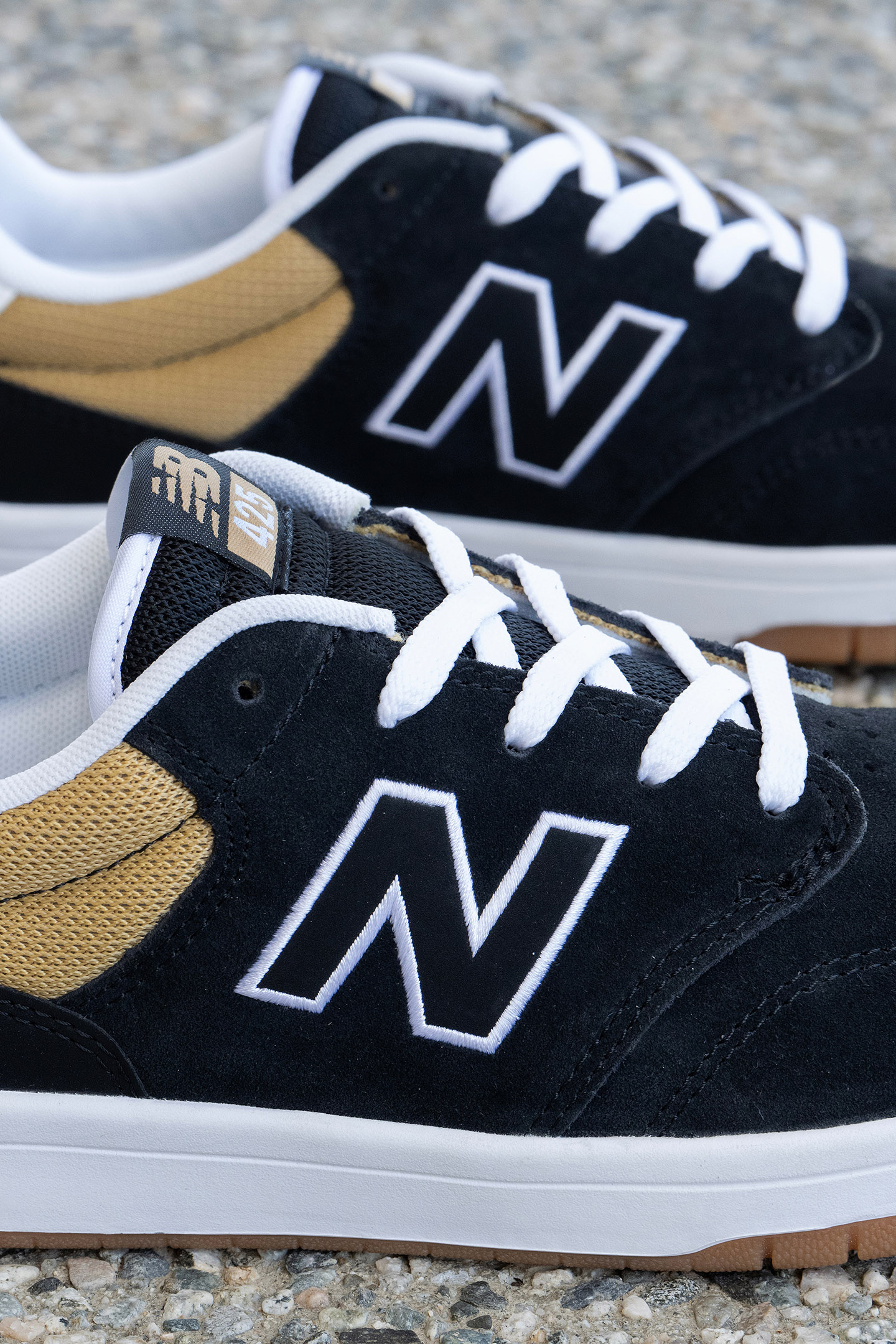 NB NUMERIC 425 BLACK 7