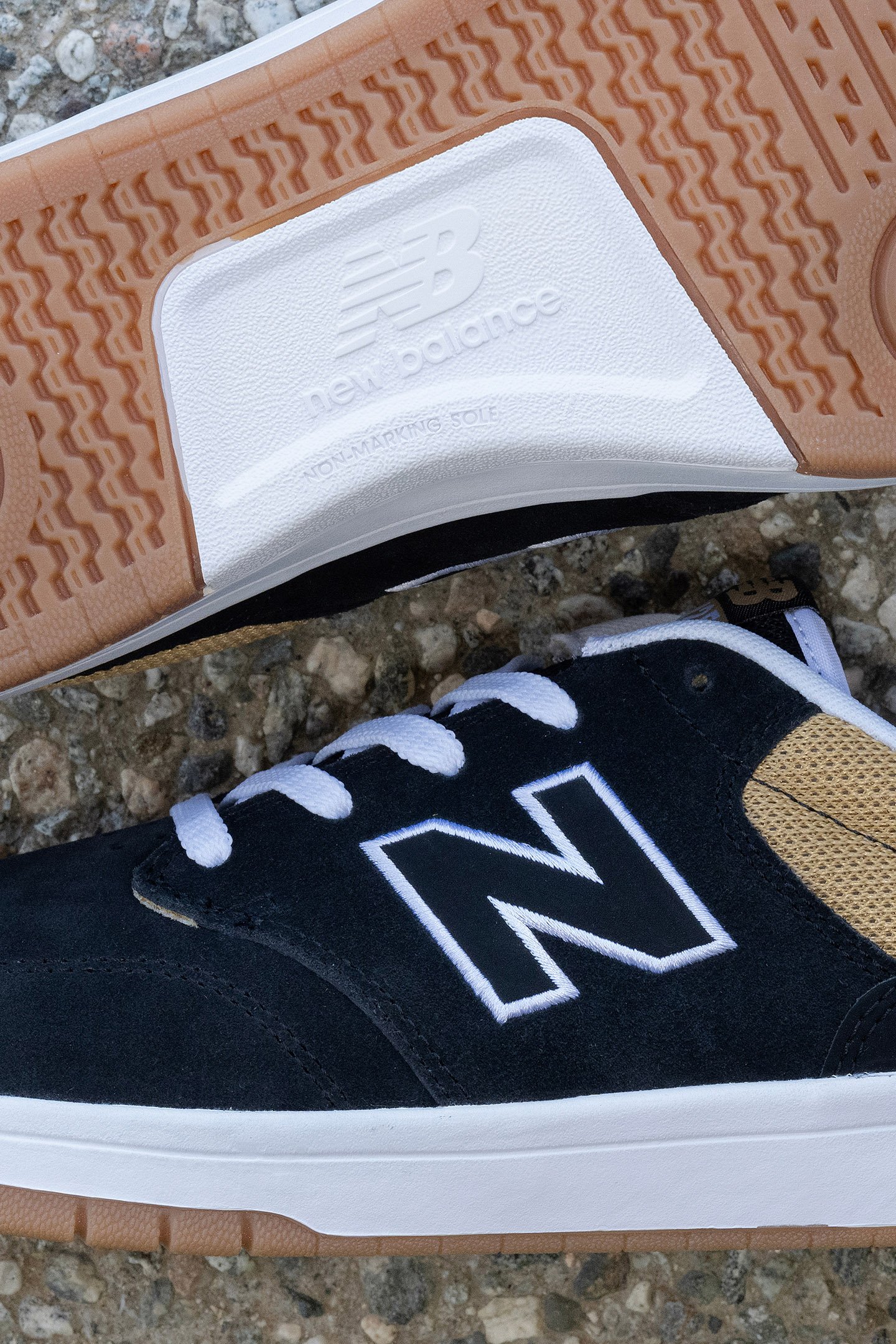 NB NUMERIC 425 BLACK 9