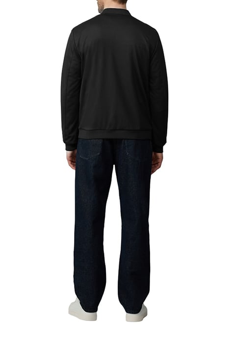 JACKEN INDOOR BLACK 3