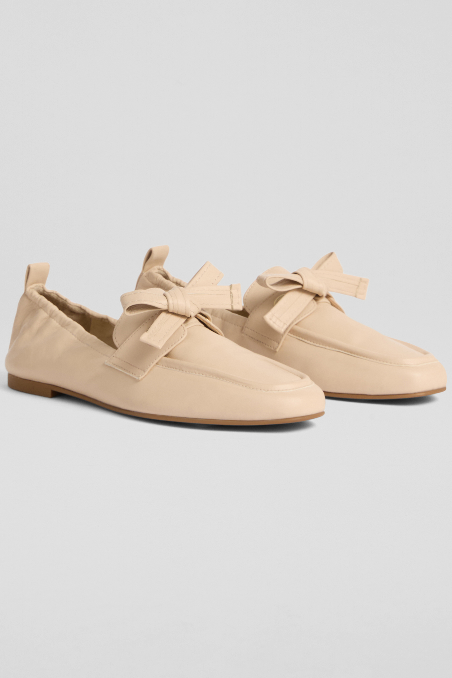 FL MAUDE EYELET BOW LOAFR CREAM 2