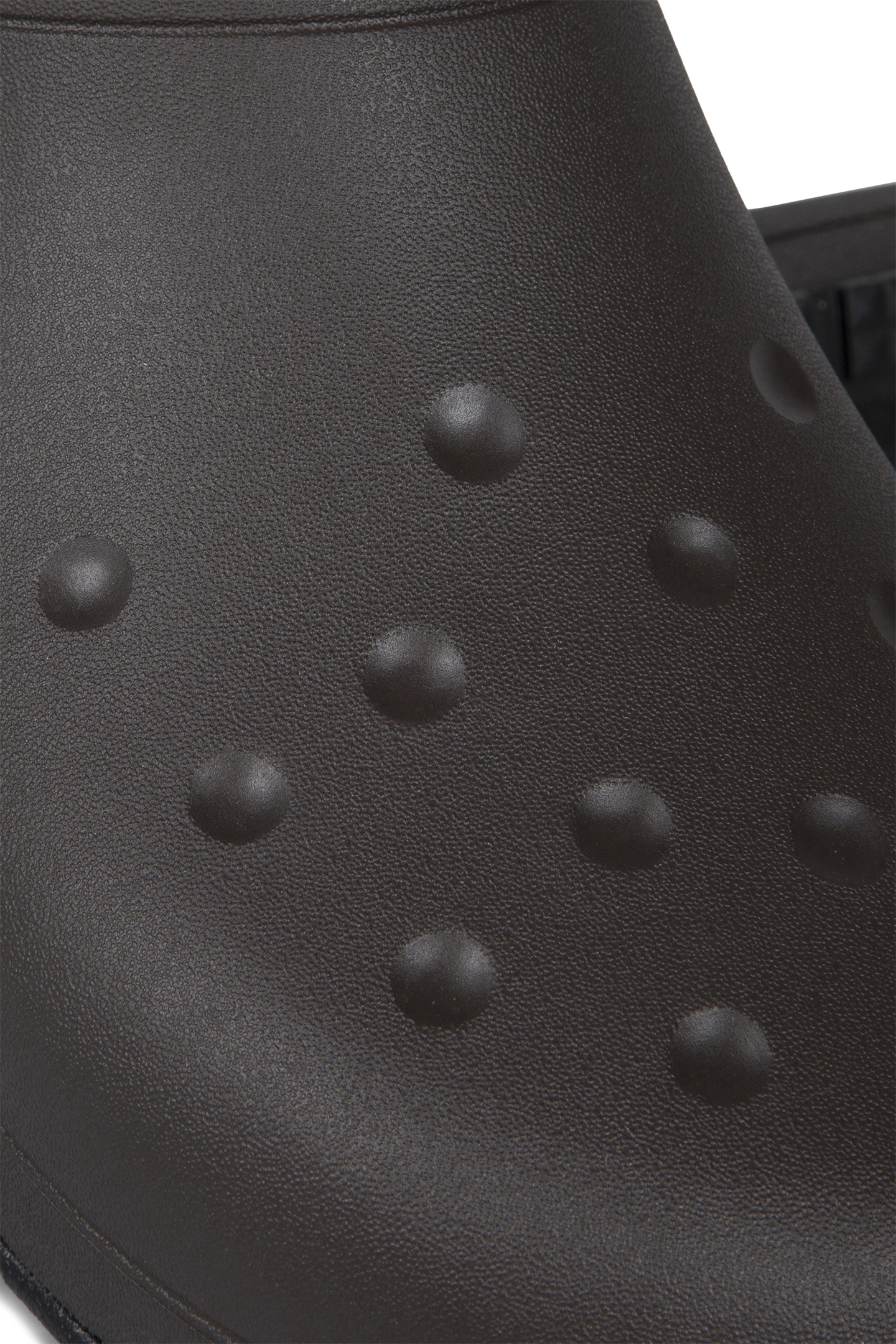 CROCS – CLASSIC QUIET CLOG BROWN 4