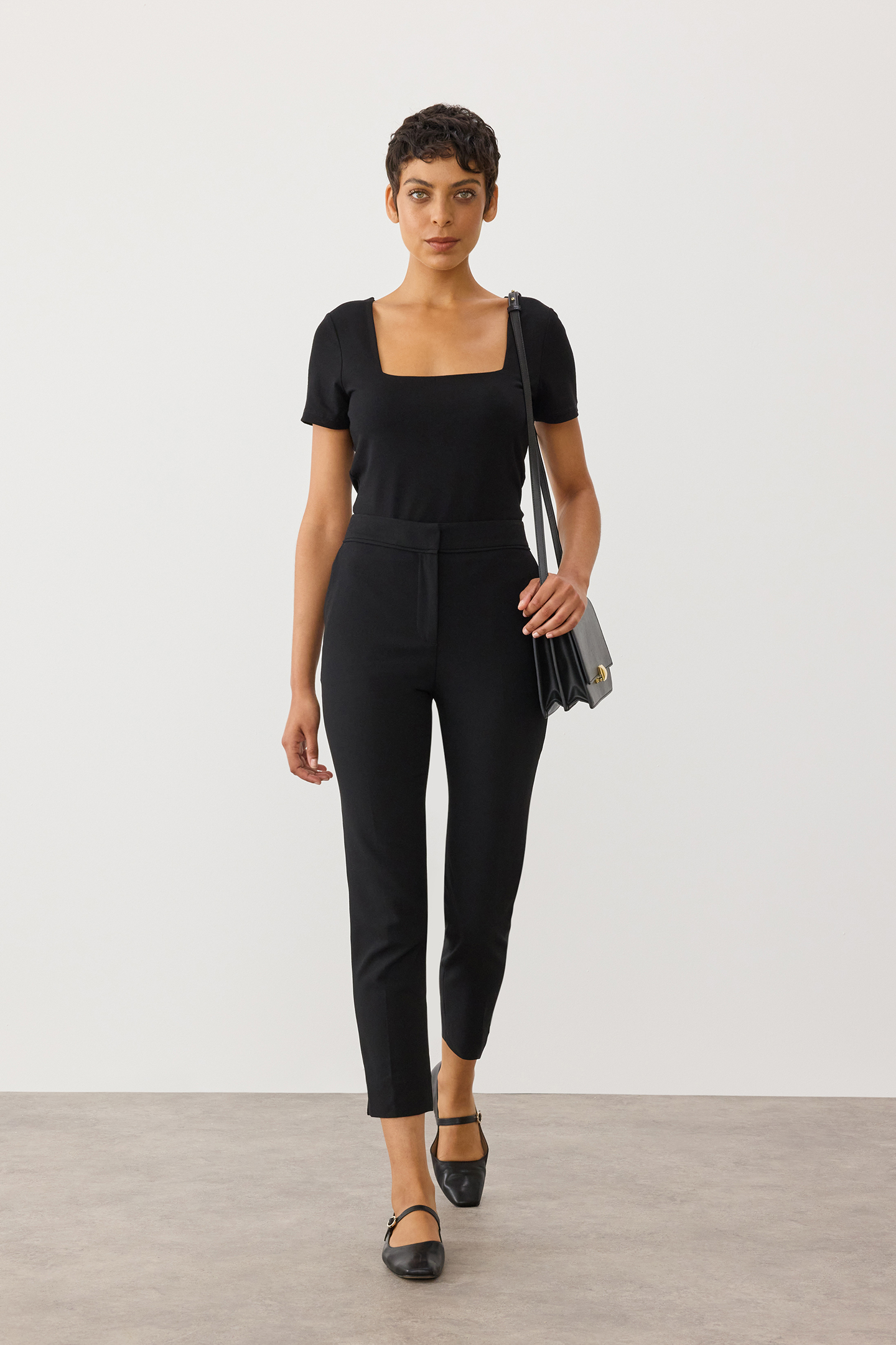 TR WILEY - PIPING DETAIL BLACK 4