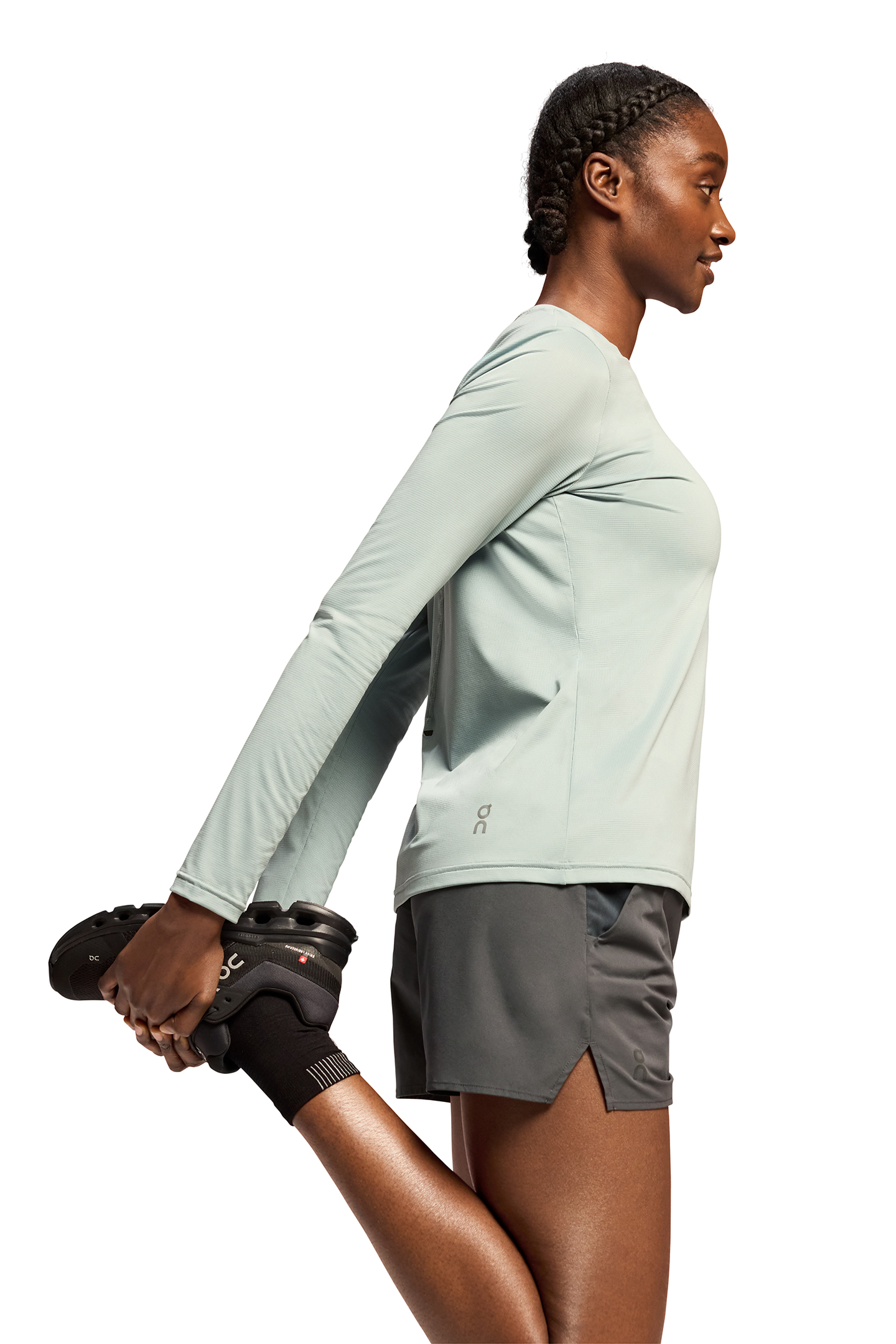 ESSENTIAL SHORTS SHADOW 4