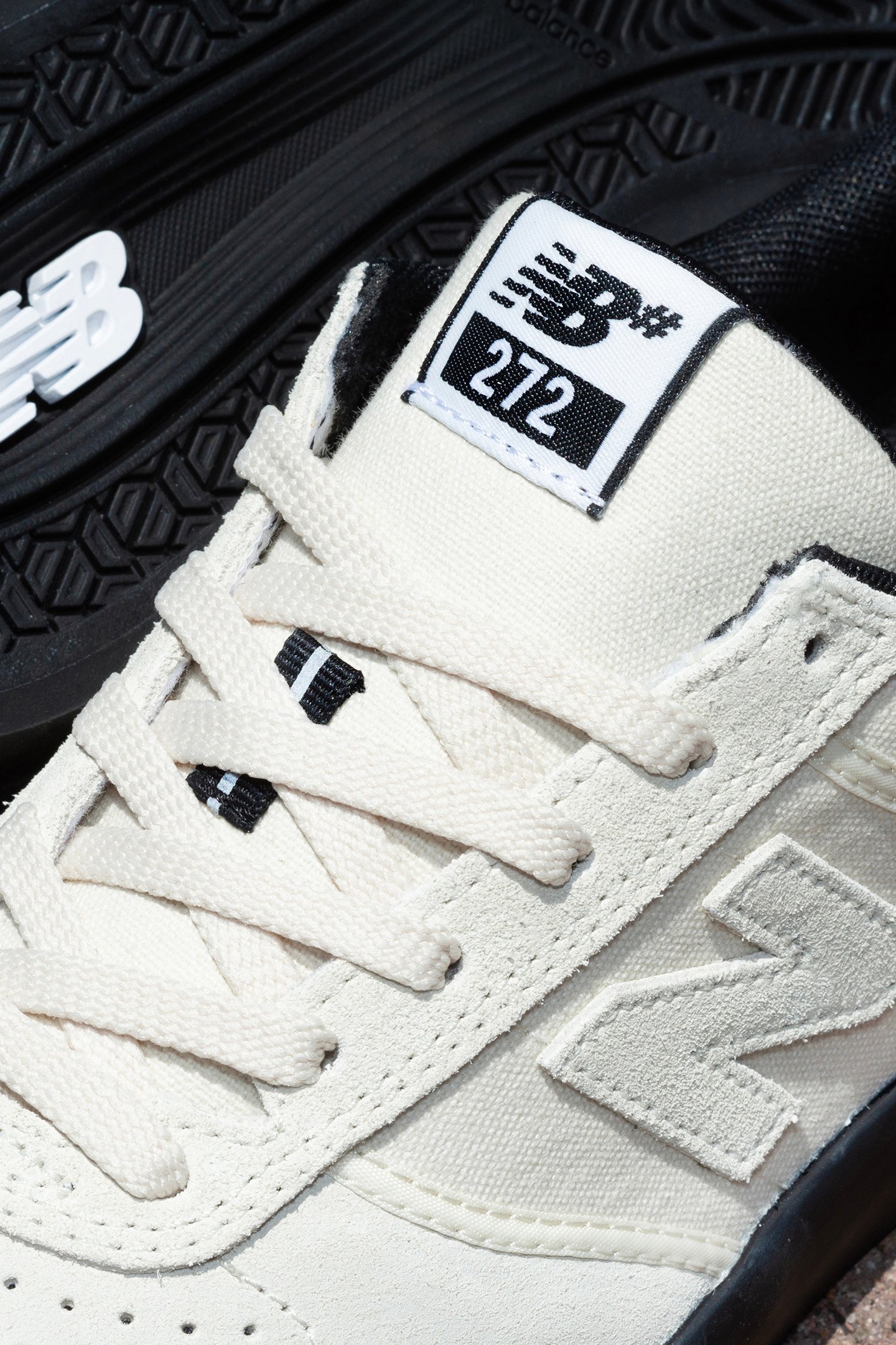 NB NUMERIC 272 SEA SALT 7