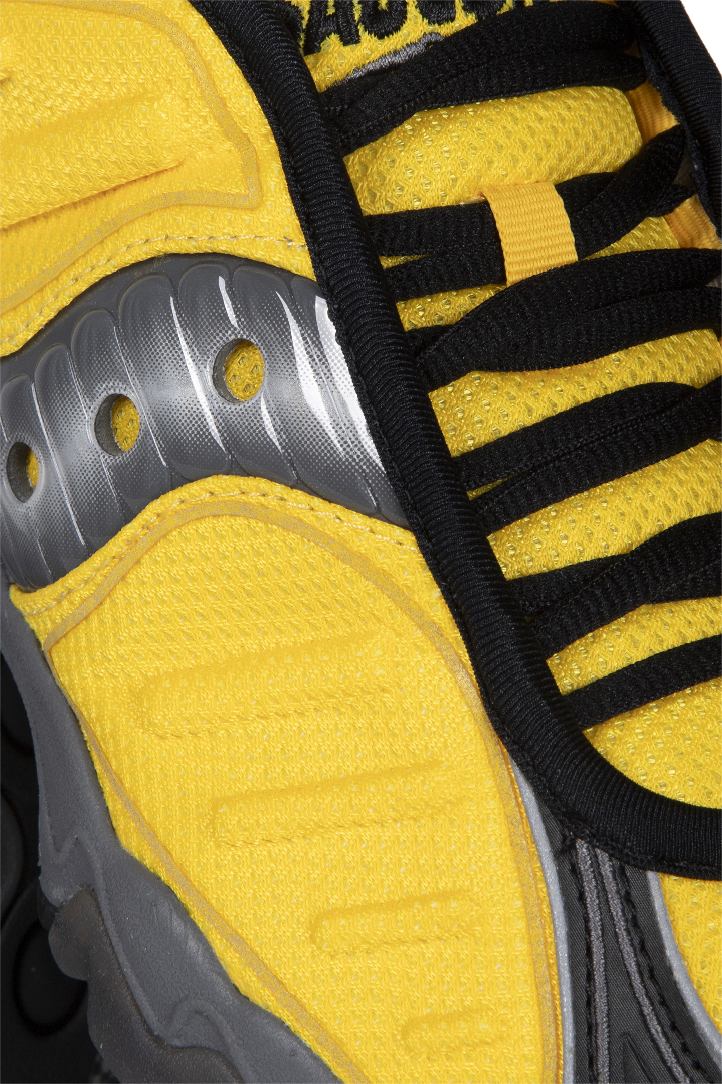 SAUCONY – MATRIX YELLOW 4