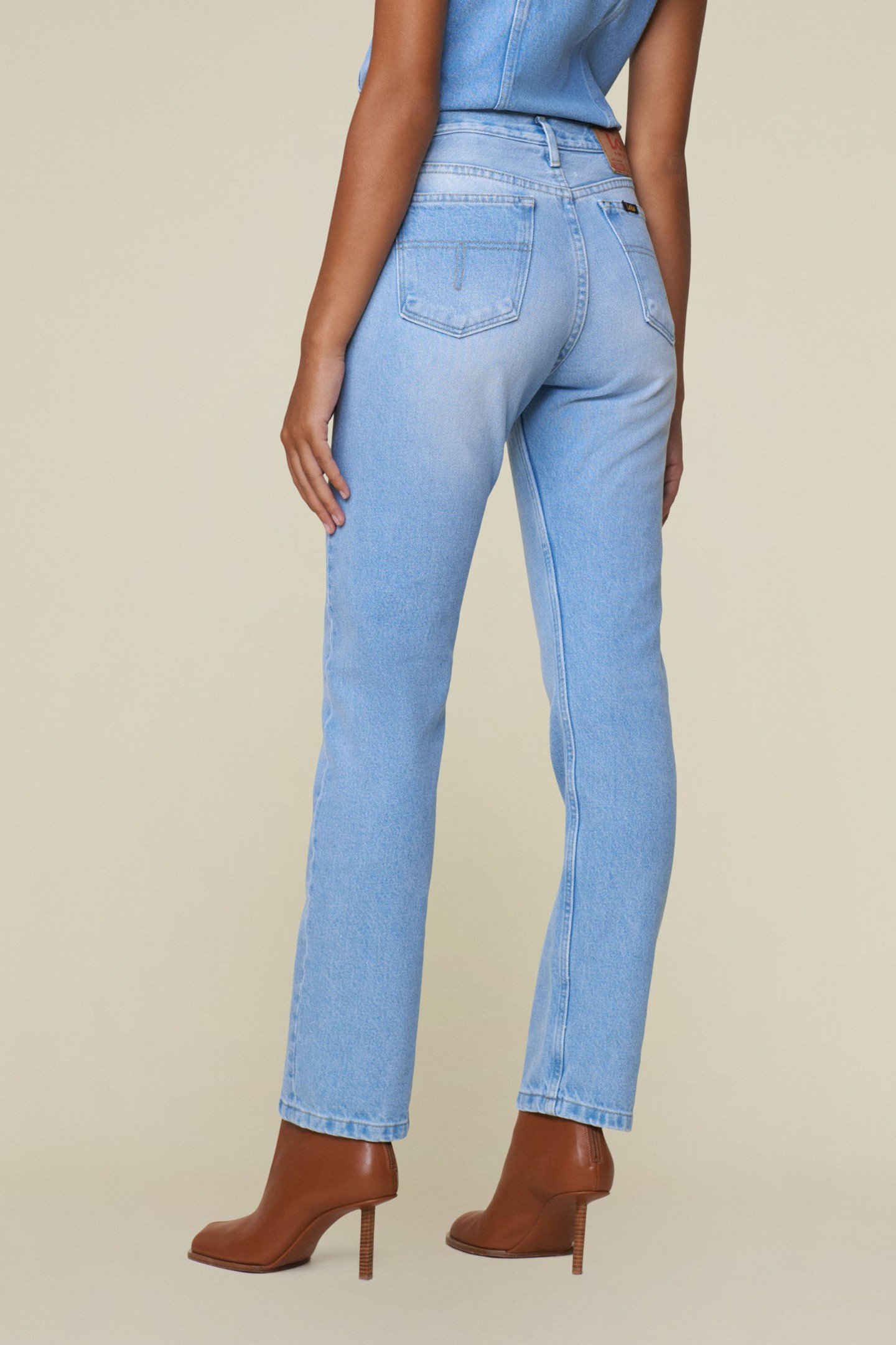 LINDSAY VINTAGE BLEACH 3