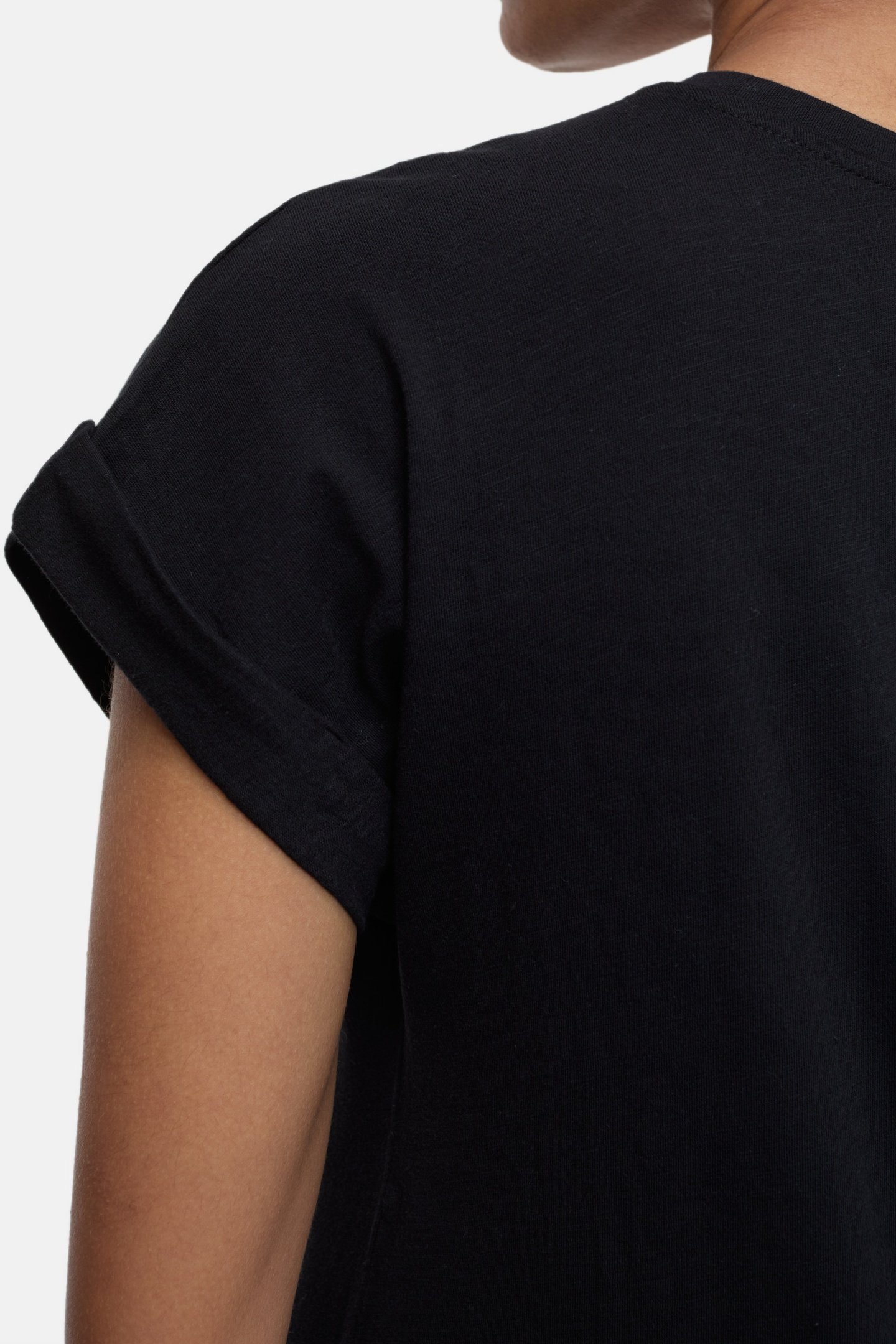 TURN UP T-SHIRT BLACK 4