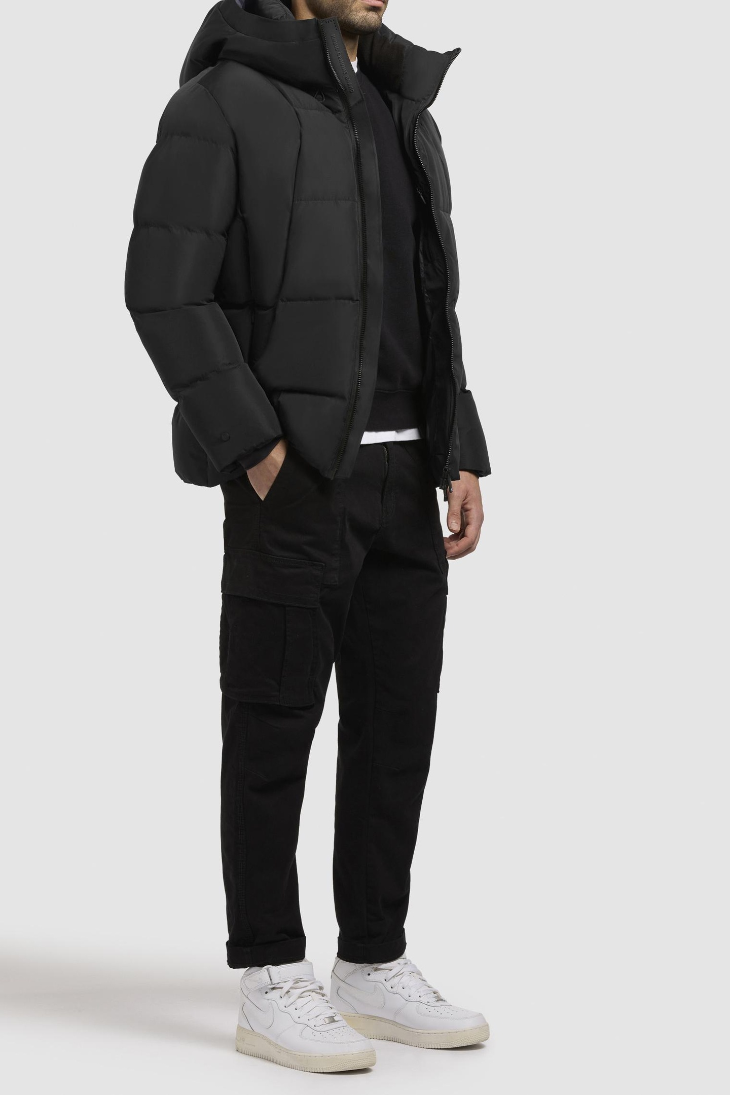 GRAMOS JACKET BLACK 4