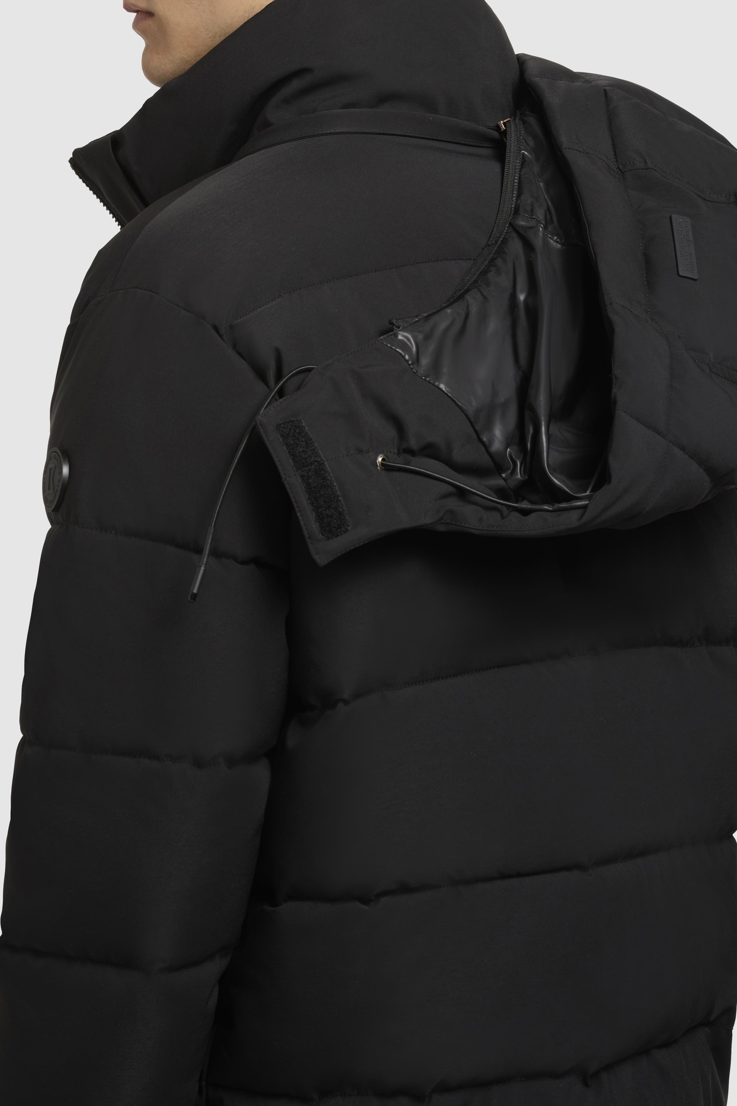 LOGA2 JACKET BLACK 6