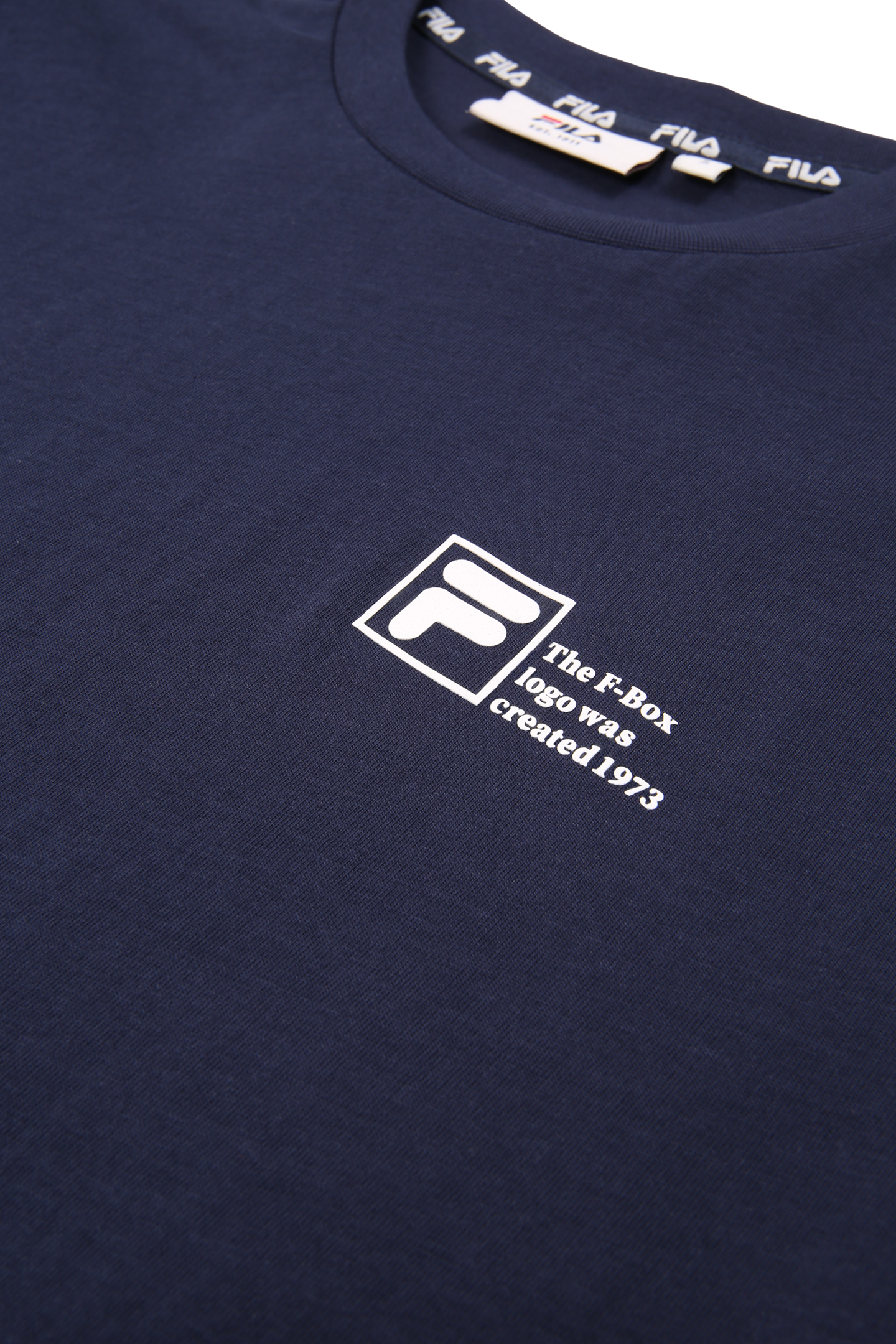 ZIANE GRAPHIC LOGO T-SHIRT BLACK IRIS 3