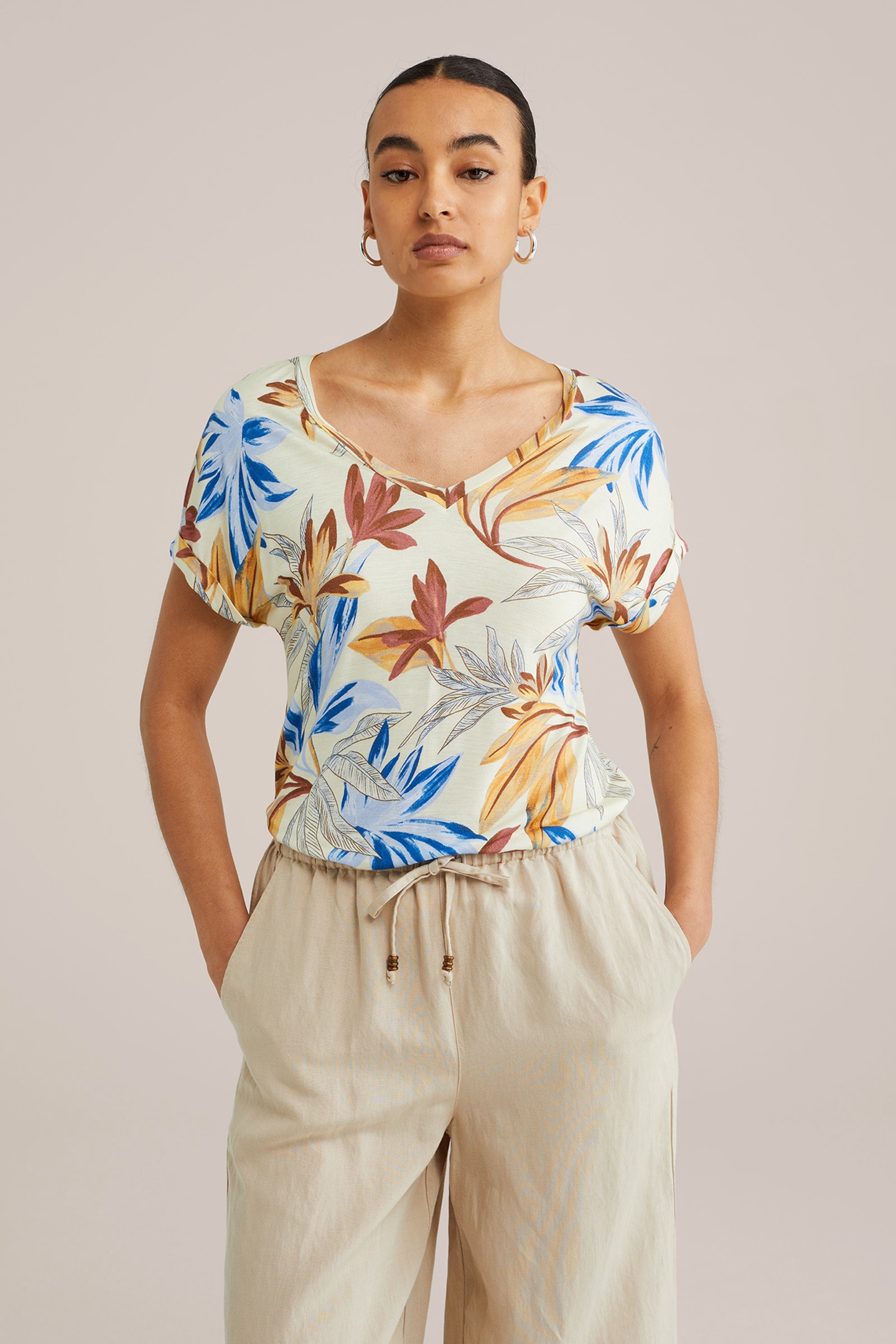 T-SHIRT LIGHT YELLOW 9