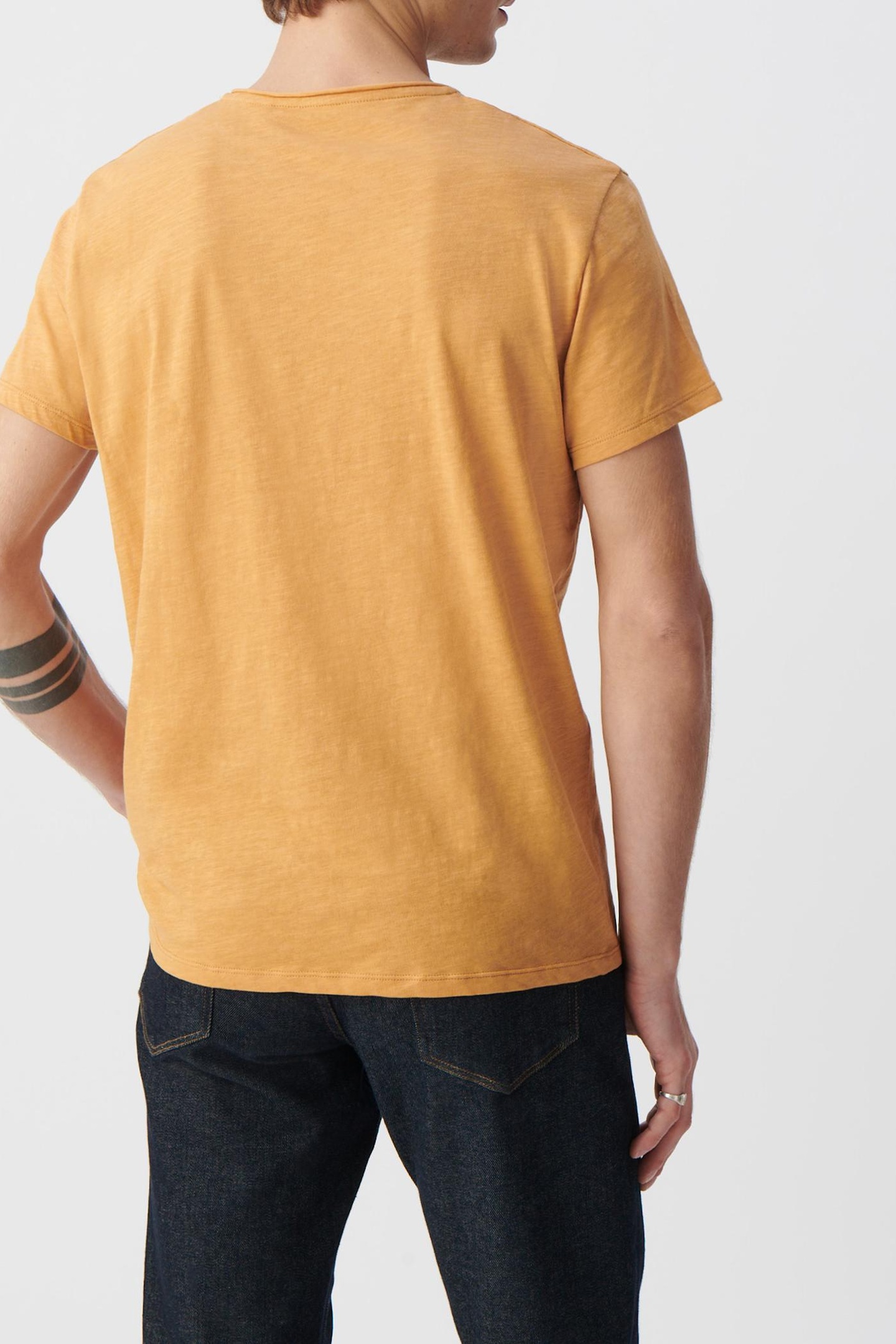 TURMERIC ORGANIC COTTON ESSENTIAL V-NECK T-SHIRT 3